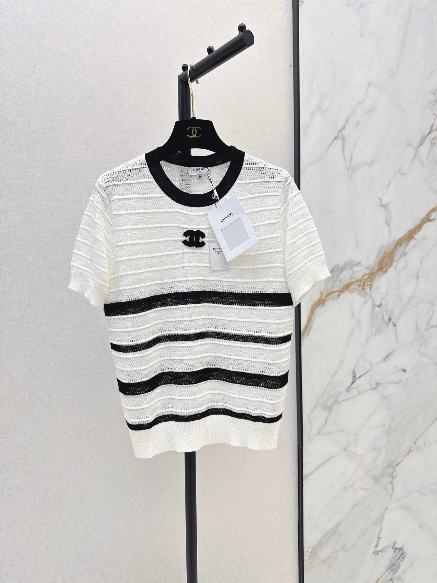 26 New Striped Knit Top