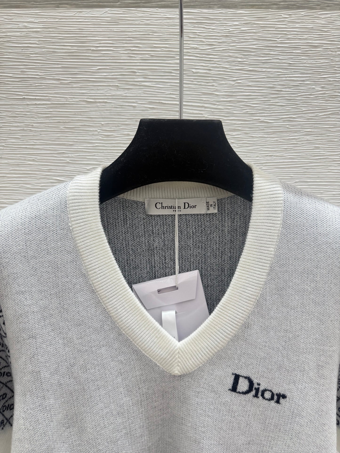 26 New Color-Block Knit Short-Sleeve Top