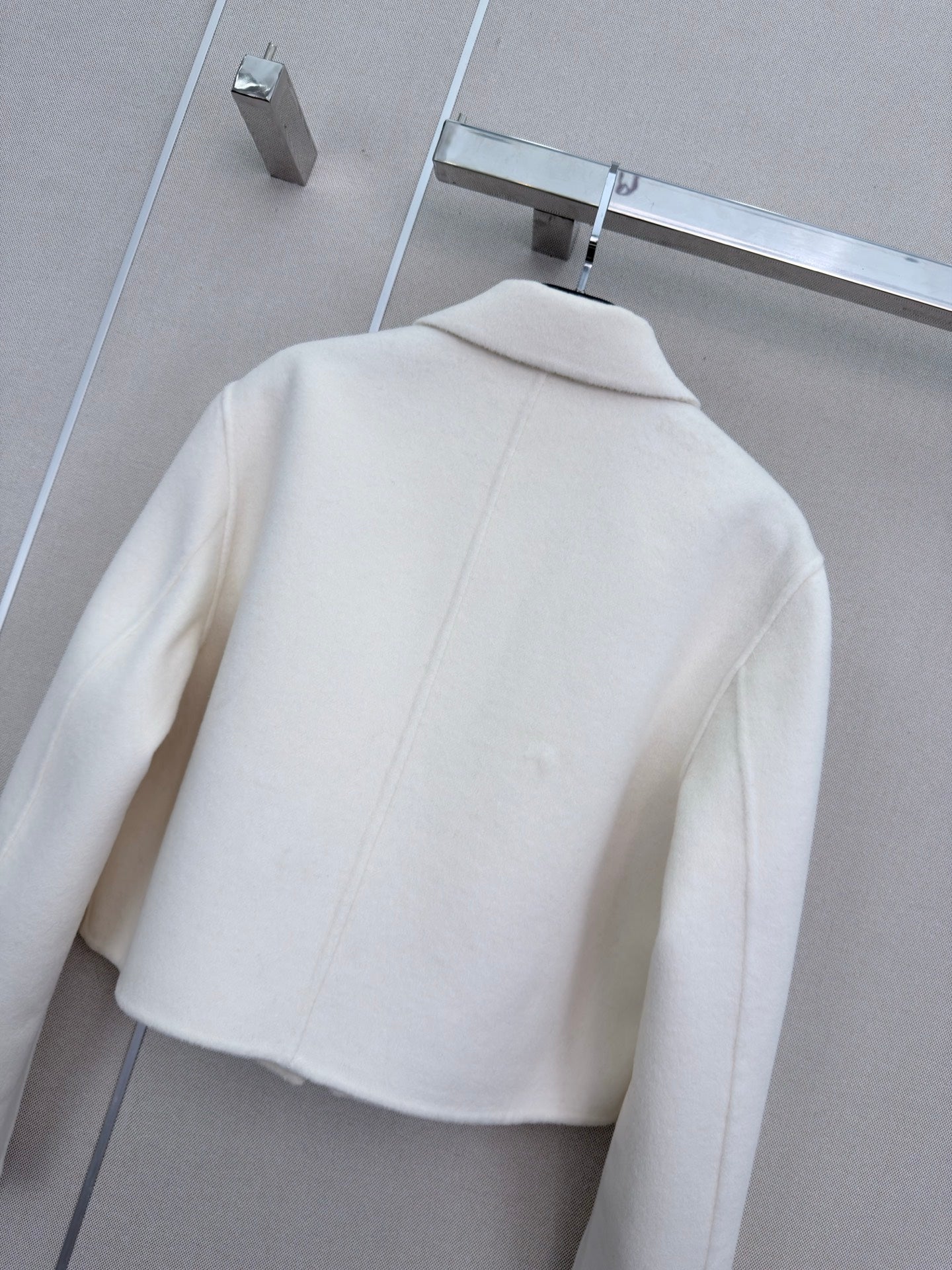 26 New Double-Faced Cashmere Coat with Lapel Collar