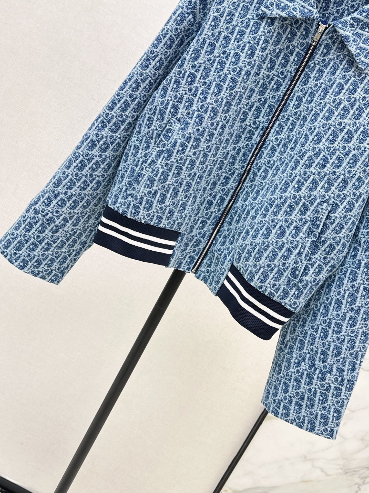 26 New Blue Tweed Monogram Jacket Set