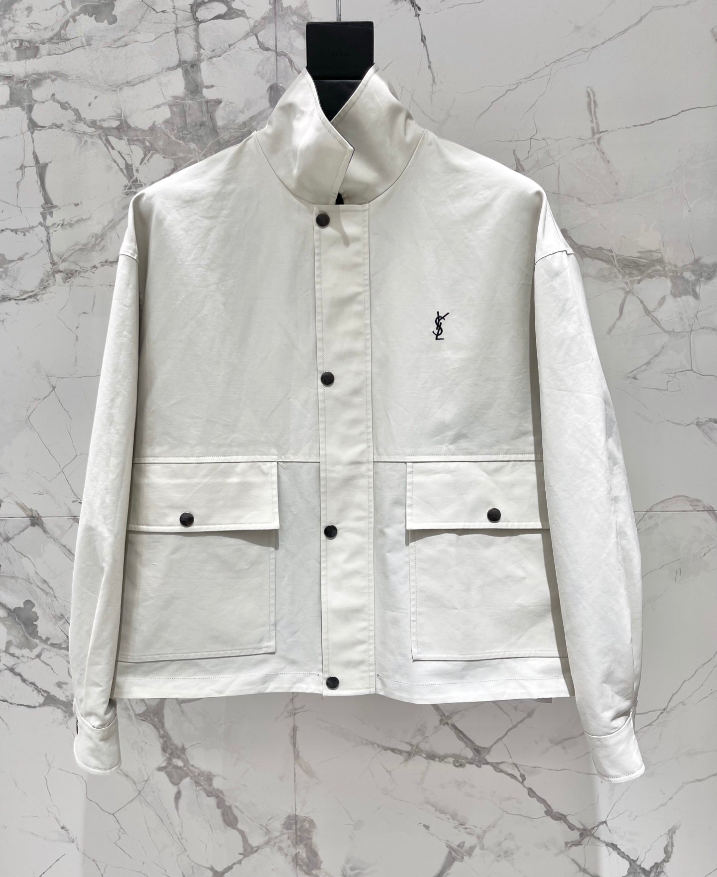 26 New Utility-Style Reversible Stand-Collar Jacket