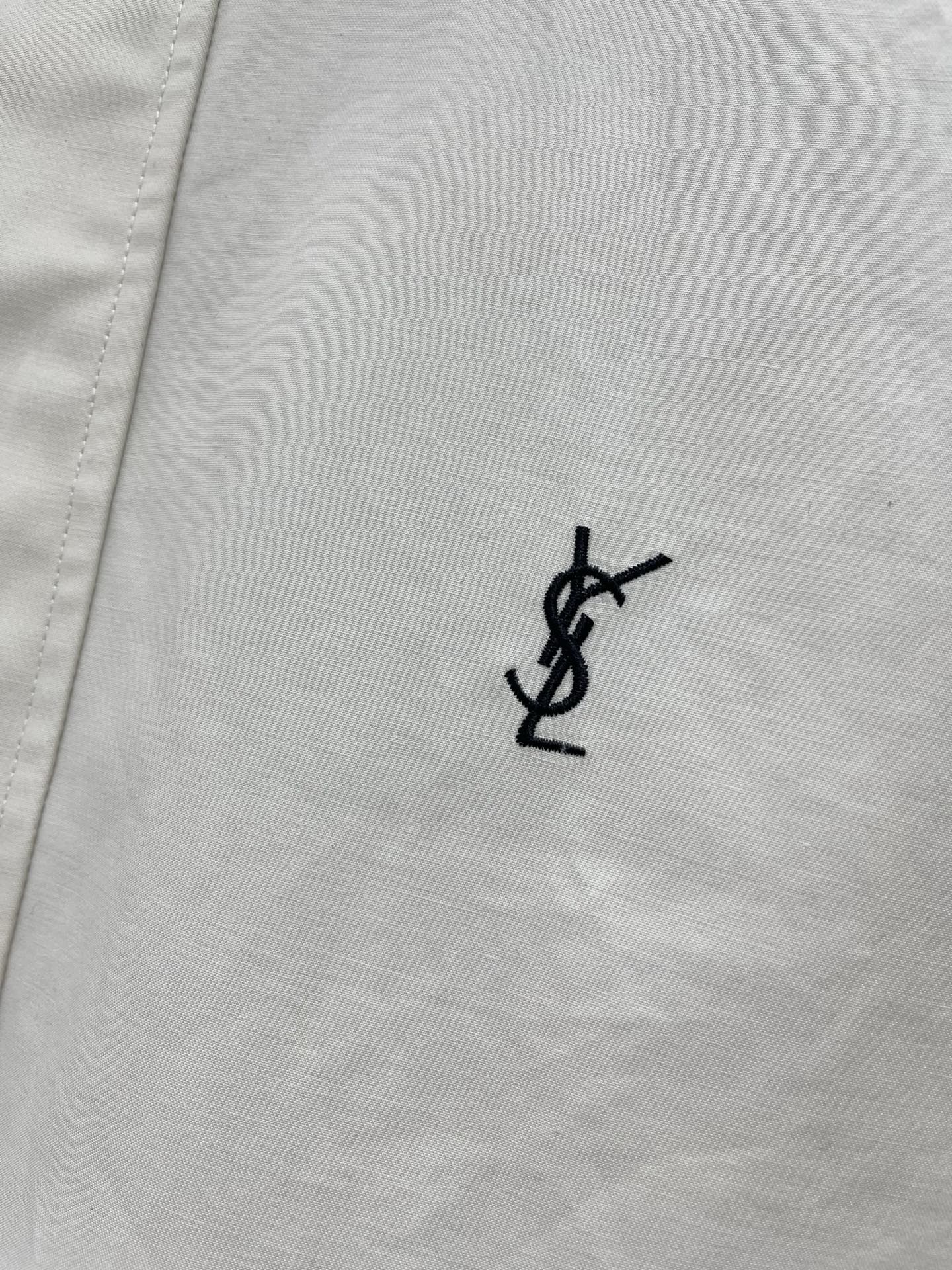 26 New Utility-Style Reversible Stand-Collar Jacket