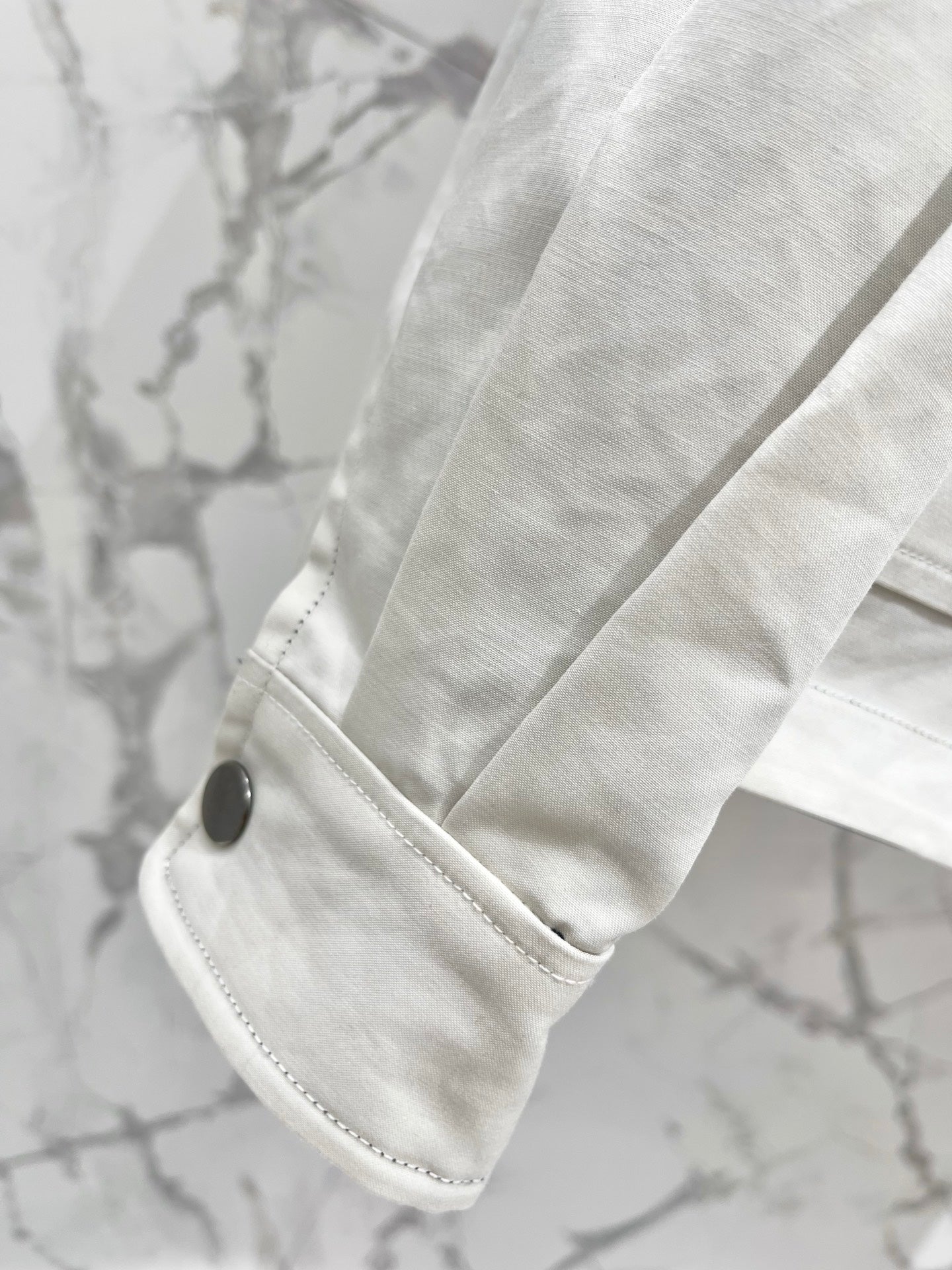 26 New Utility-Style Reversible Stand-Collar Jacket