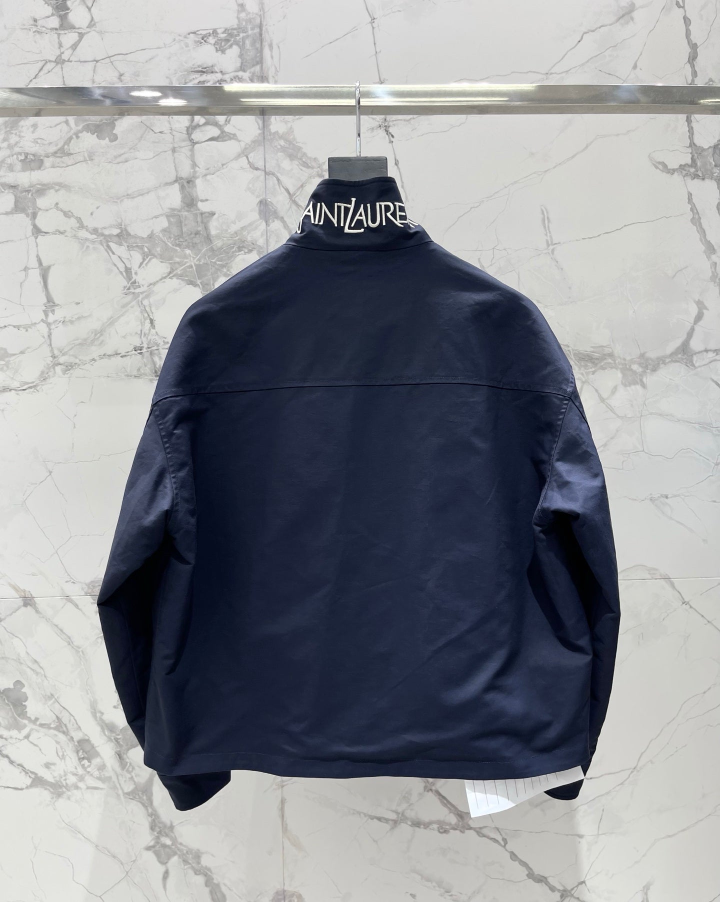26 New Utility-Style Reversible Stand-Collar Jacket