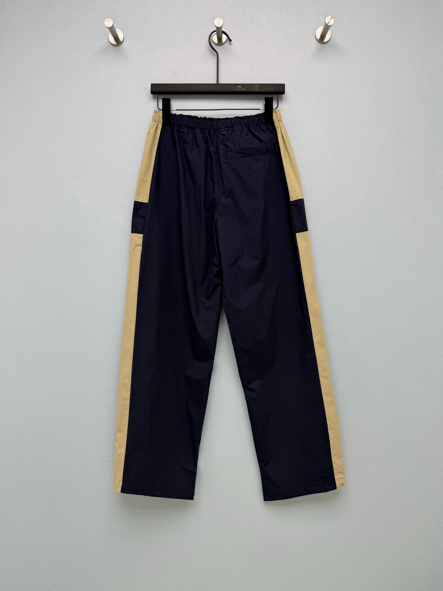 26 New Navy Color-Block Wide-Leg Casual Trousers