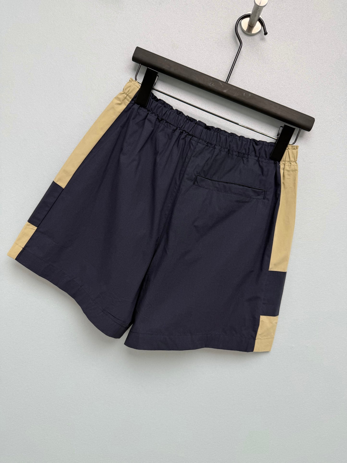 26 New Navy Color-Block Elastic-Waist Casual Shorts