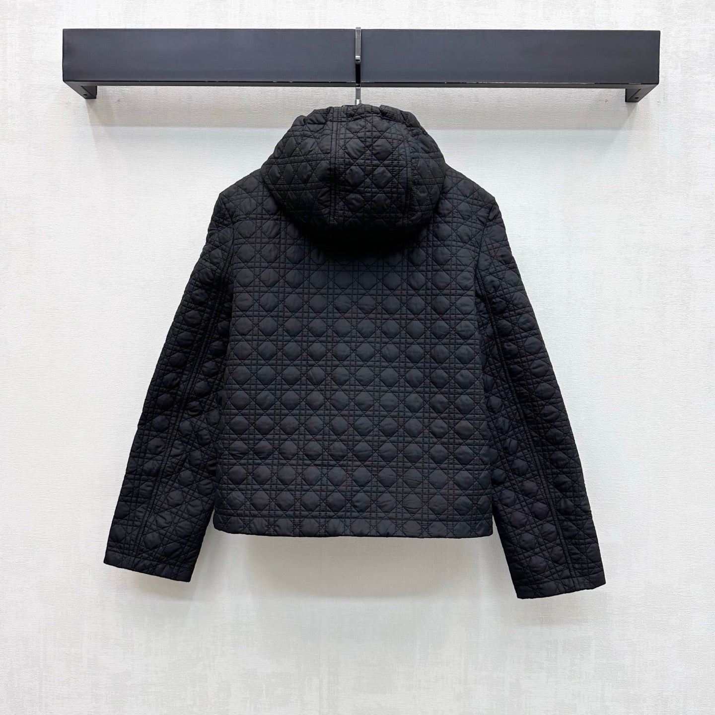 26 New Hooded Diamond-Quilted Padded Jacket