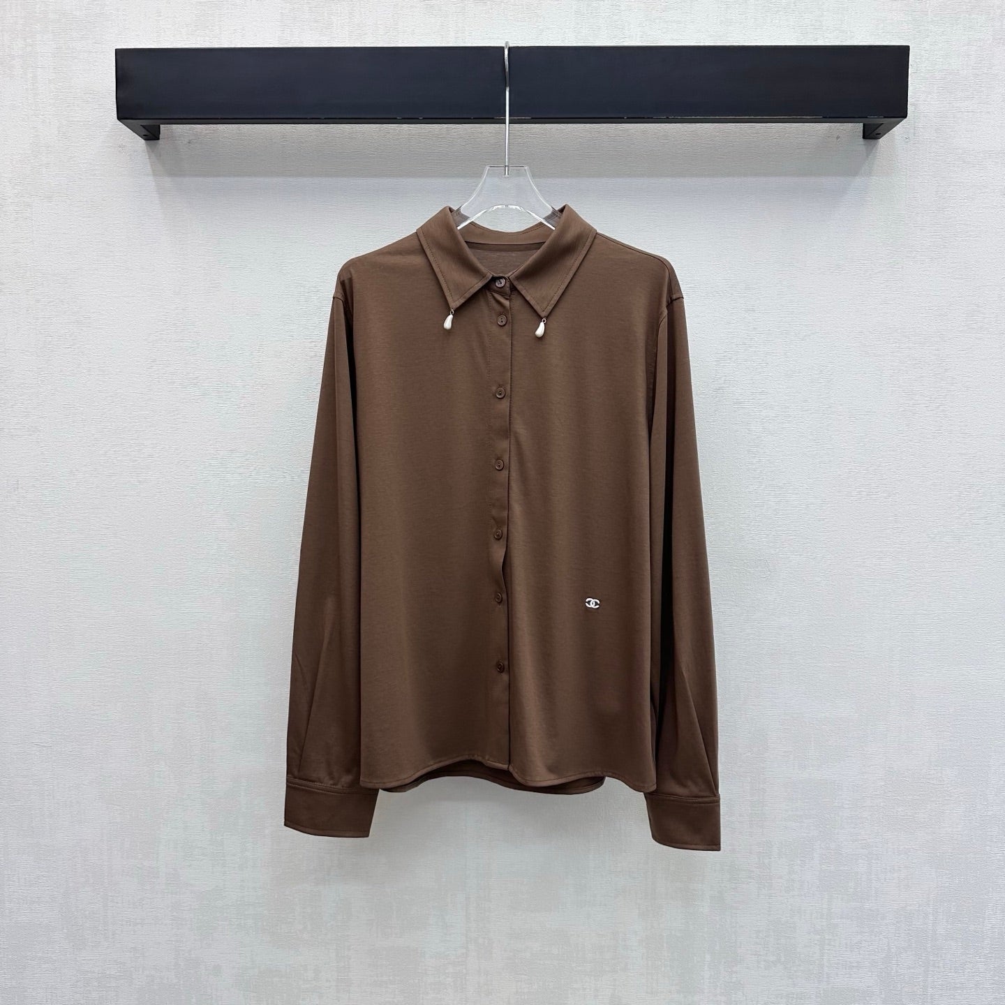 26 New Lapel Embroidered Shirt and Trousers Set
