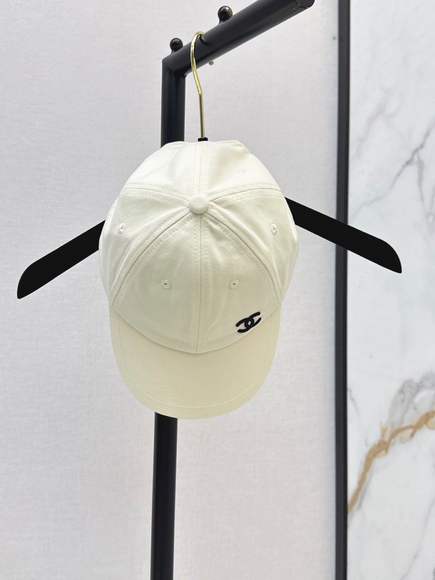 26 New Color-Block Logo Baseball Cap