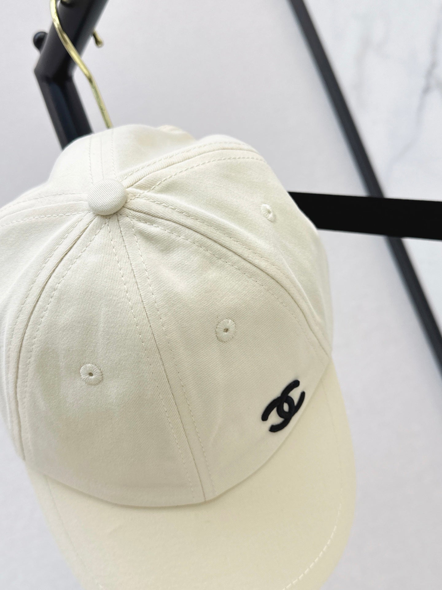 26 New Color-Block Logo Baseball Cap