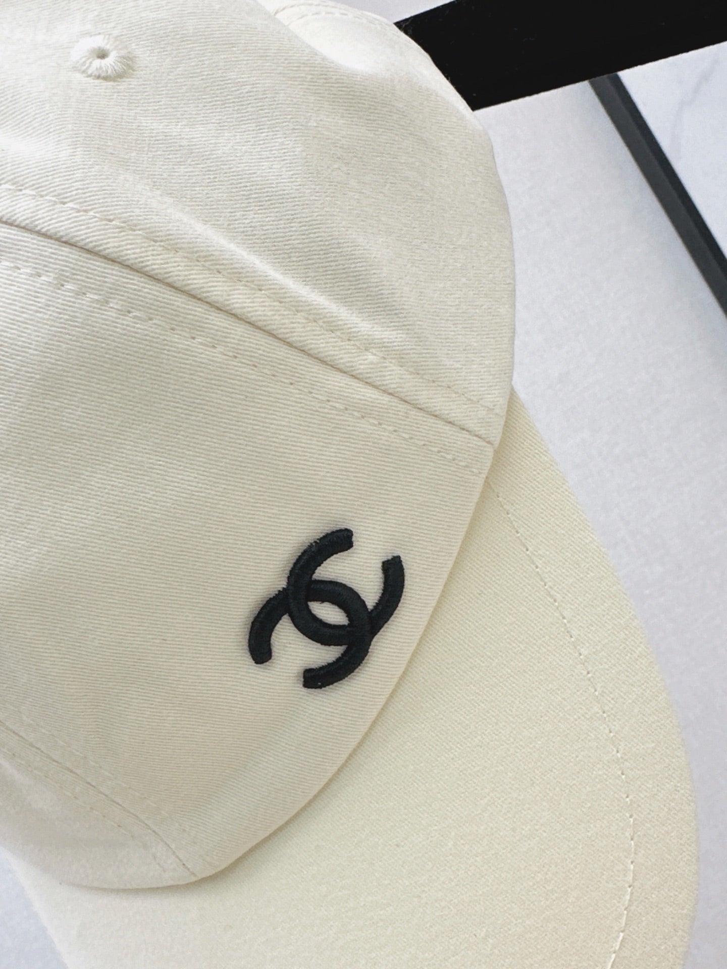 26 New Color-Block Logo Baseball Cap
