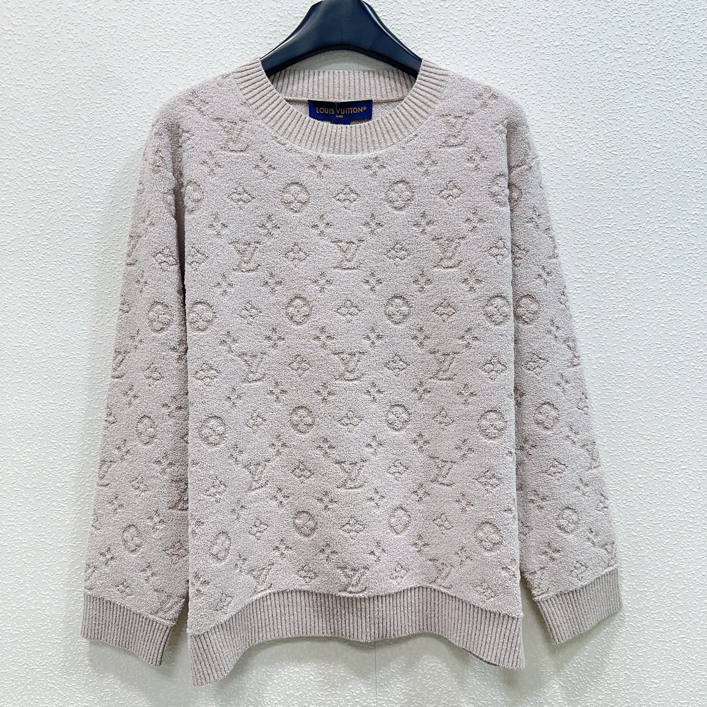 26 New Monogram Knit Top