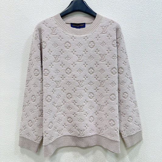 26 New Monogram Knit Top