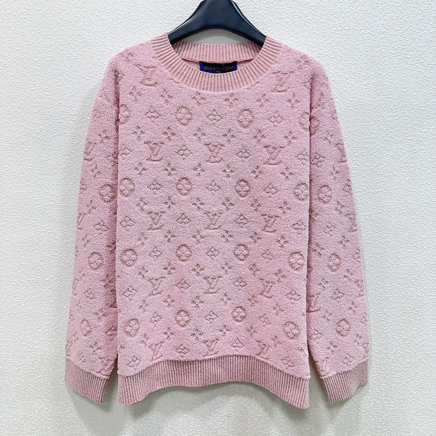 26 New Monogram Knit Top