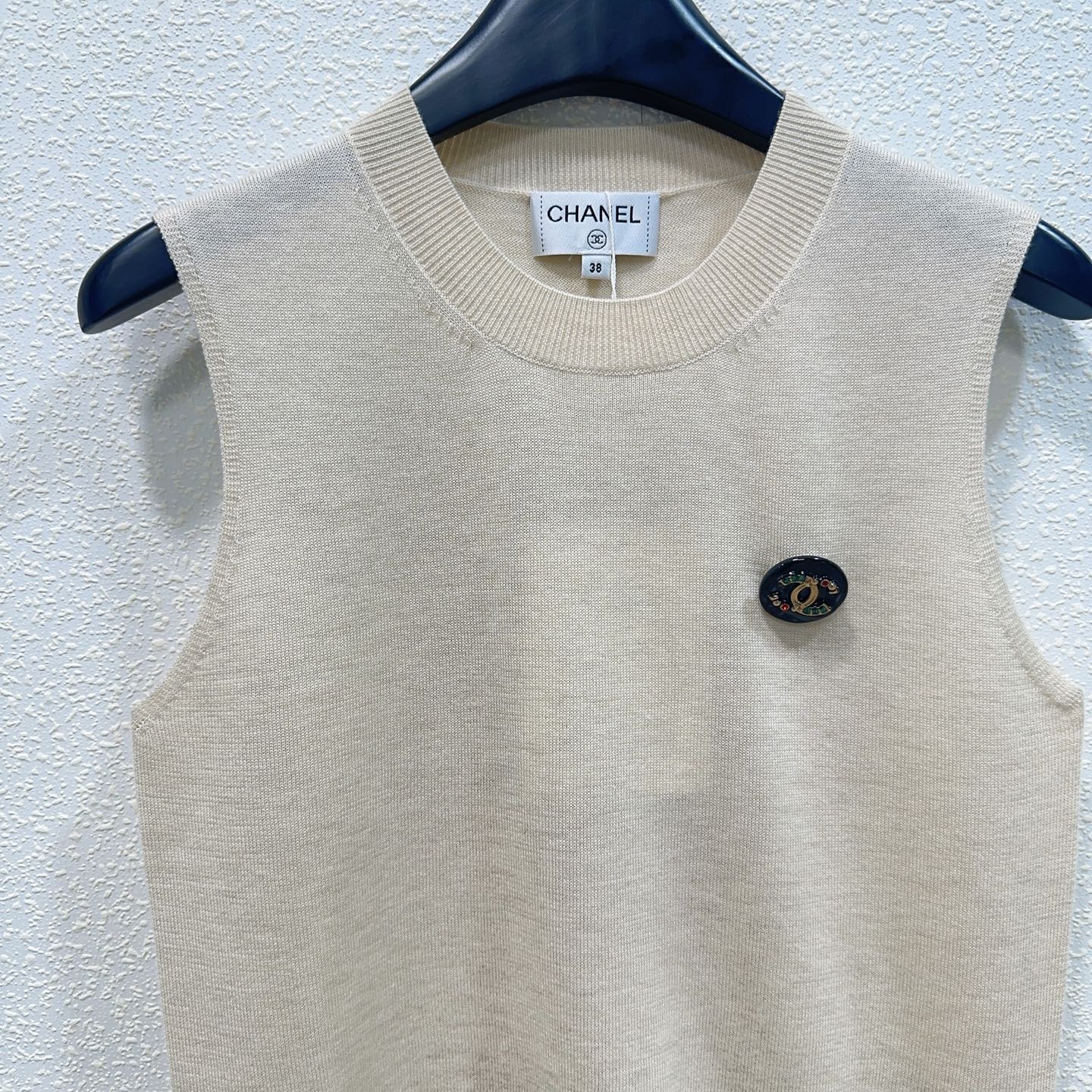26 New Sleeveless Knitted Vest
