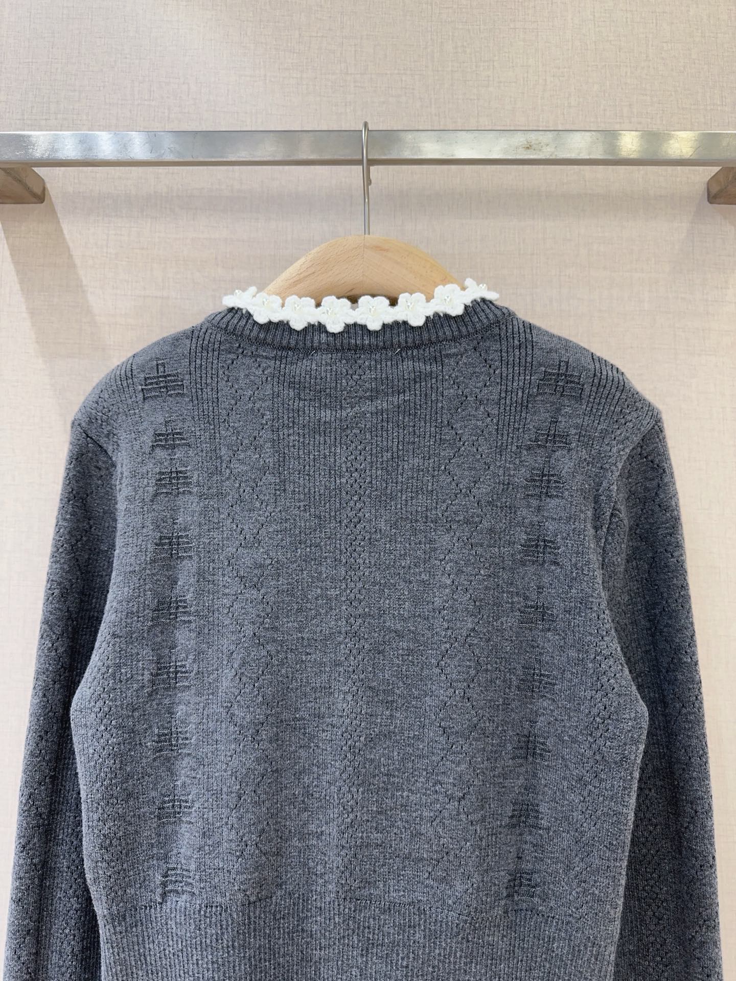 26 New Knit Cardigan