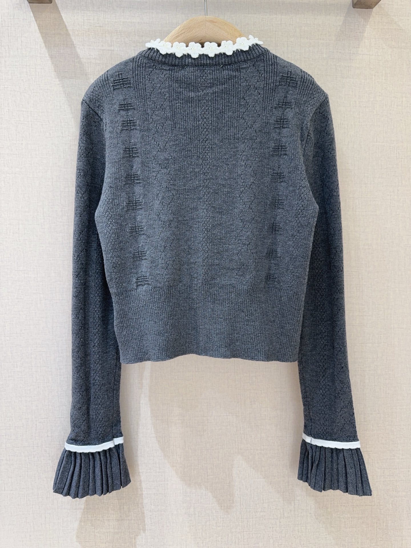 26 New Knit Cardigan