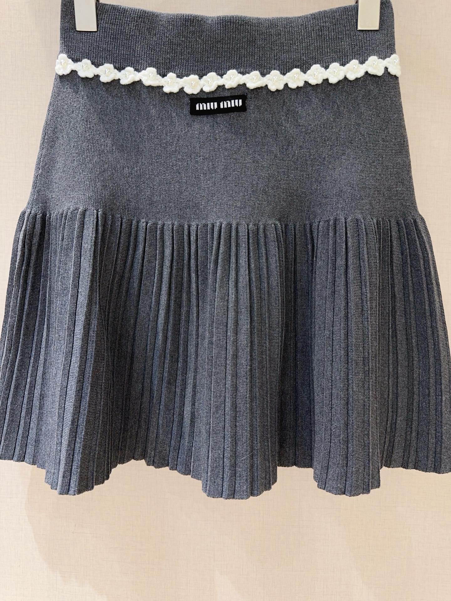 26 New Knitted Pleated Skirt