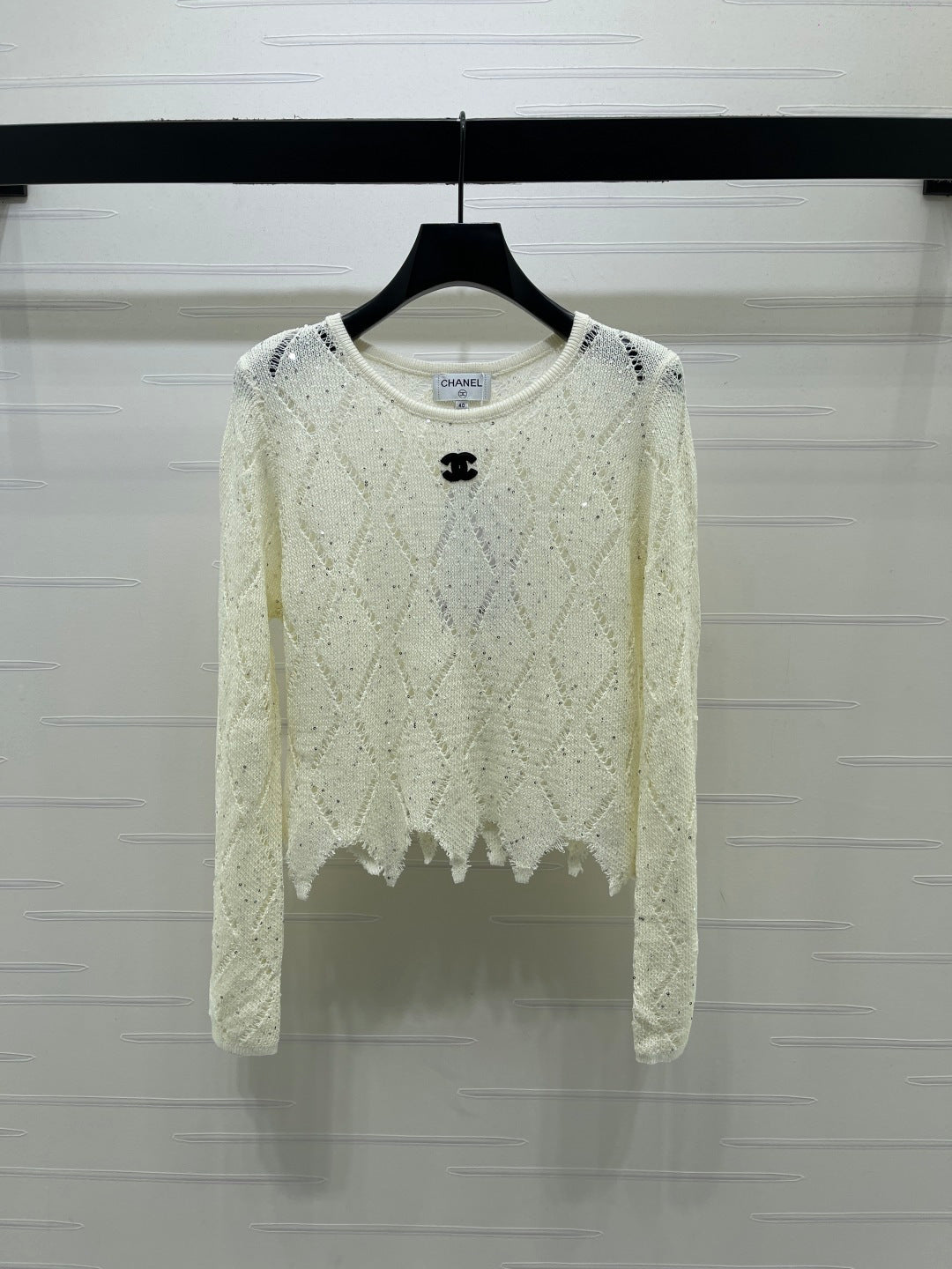 26 New Long-Sleeve Diamond-Knit Top