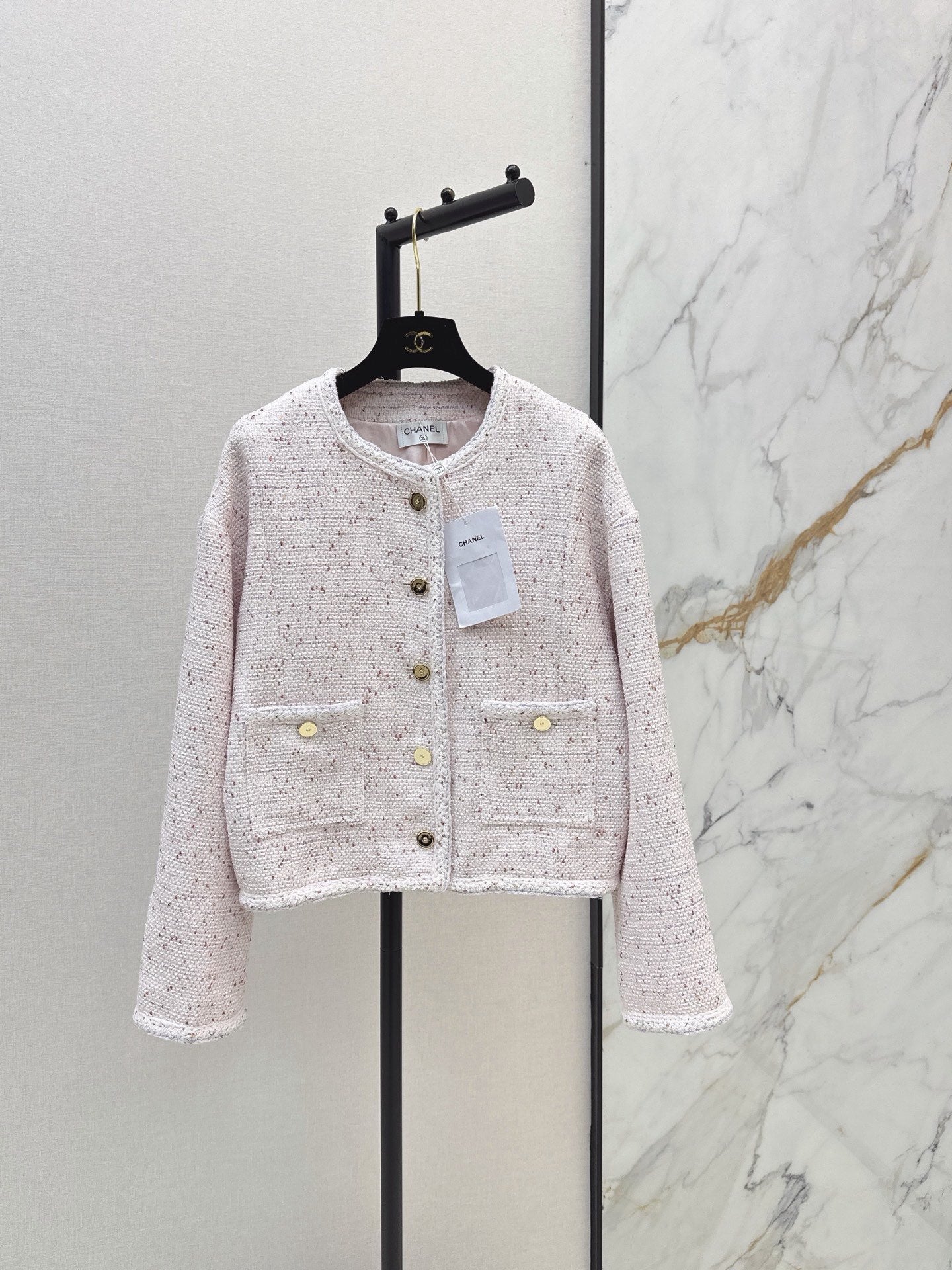 26 New Knitted Crew-Neck Jacket