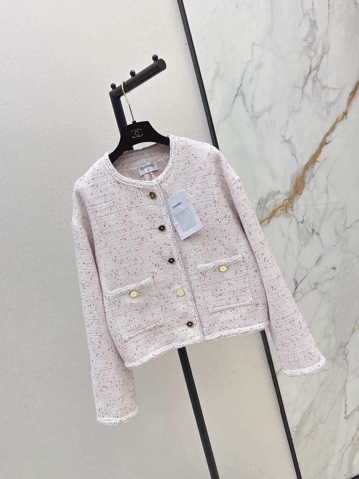 26 New Knitted Crew-Neck Jacket