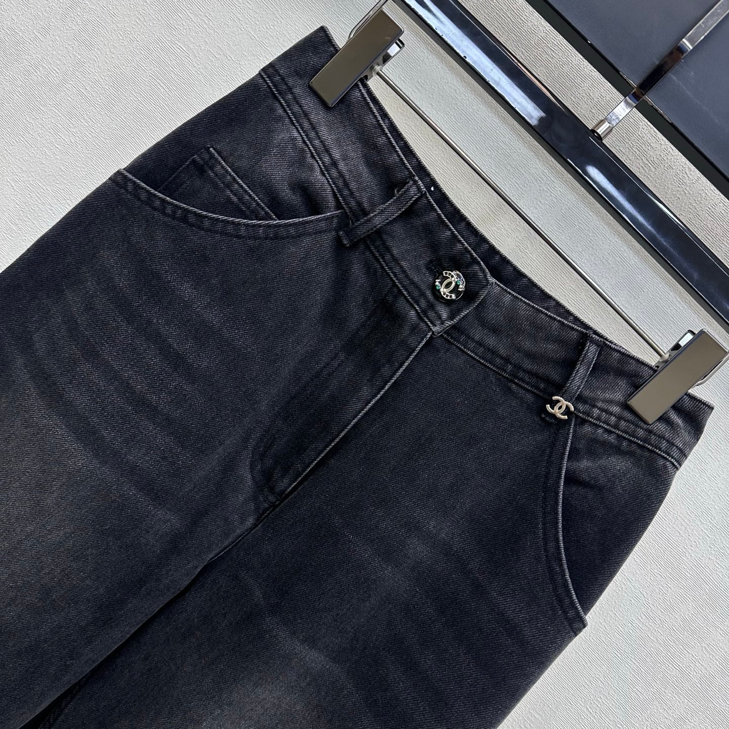 26 New Embroidered Straight-Leg Denim Trousers