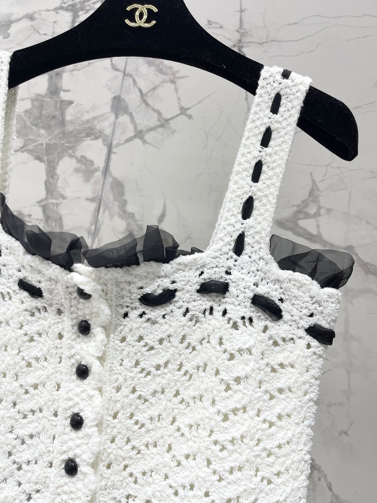 26FW New Lace Hollow-Out Knitted Camisole