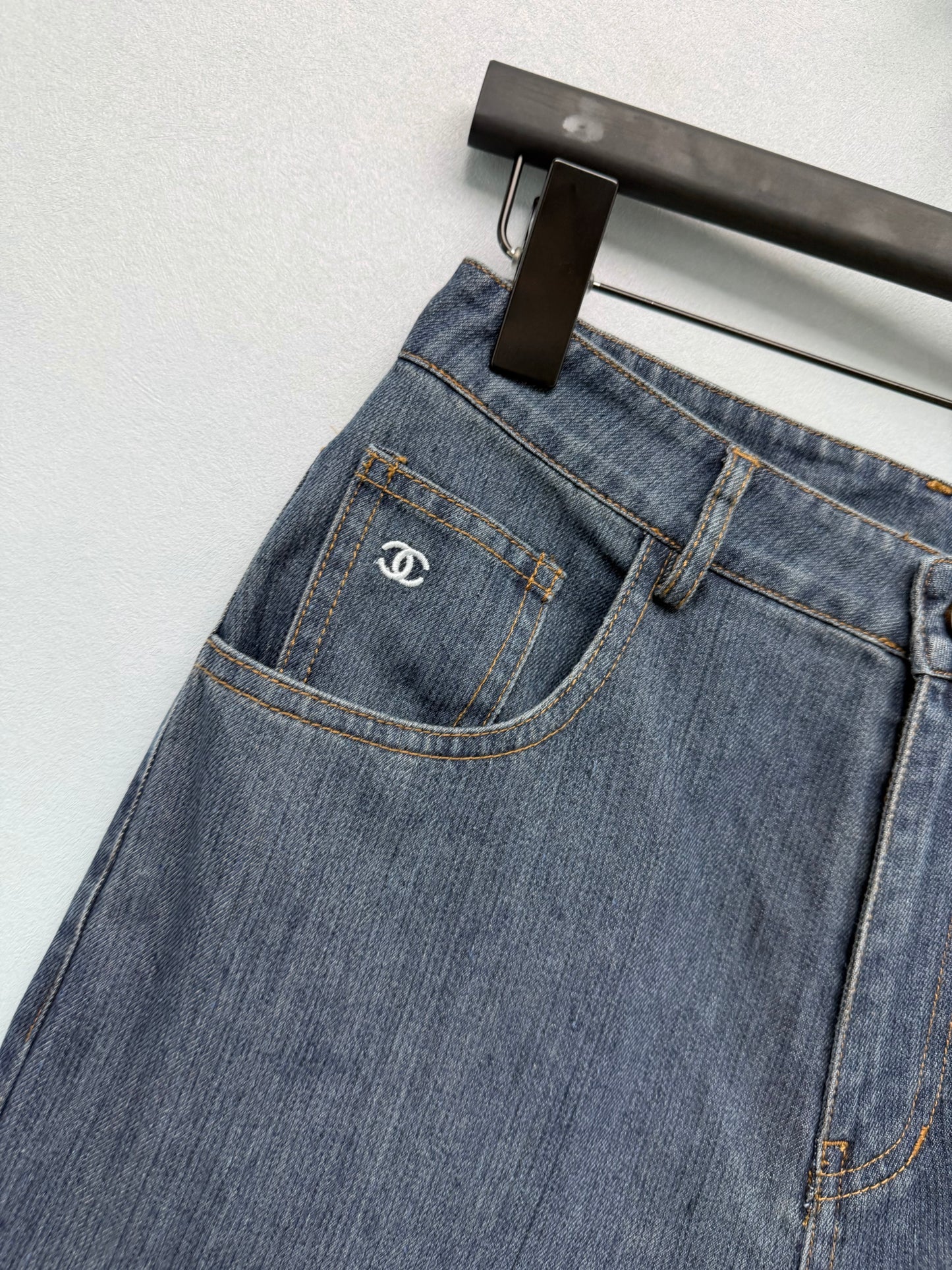 26FW New High-Waisted Straight Leg Retro Jeans