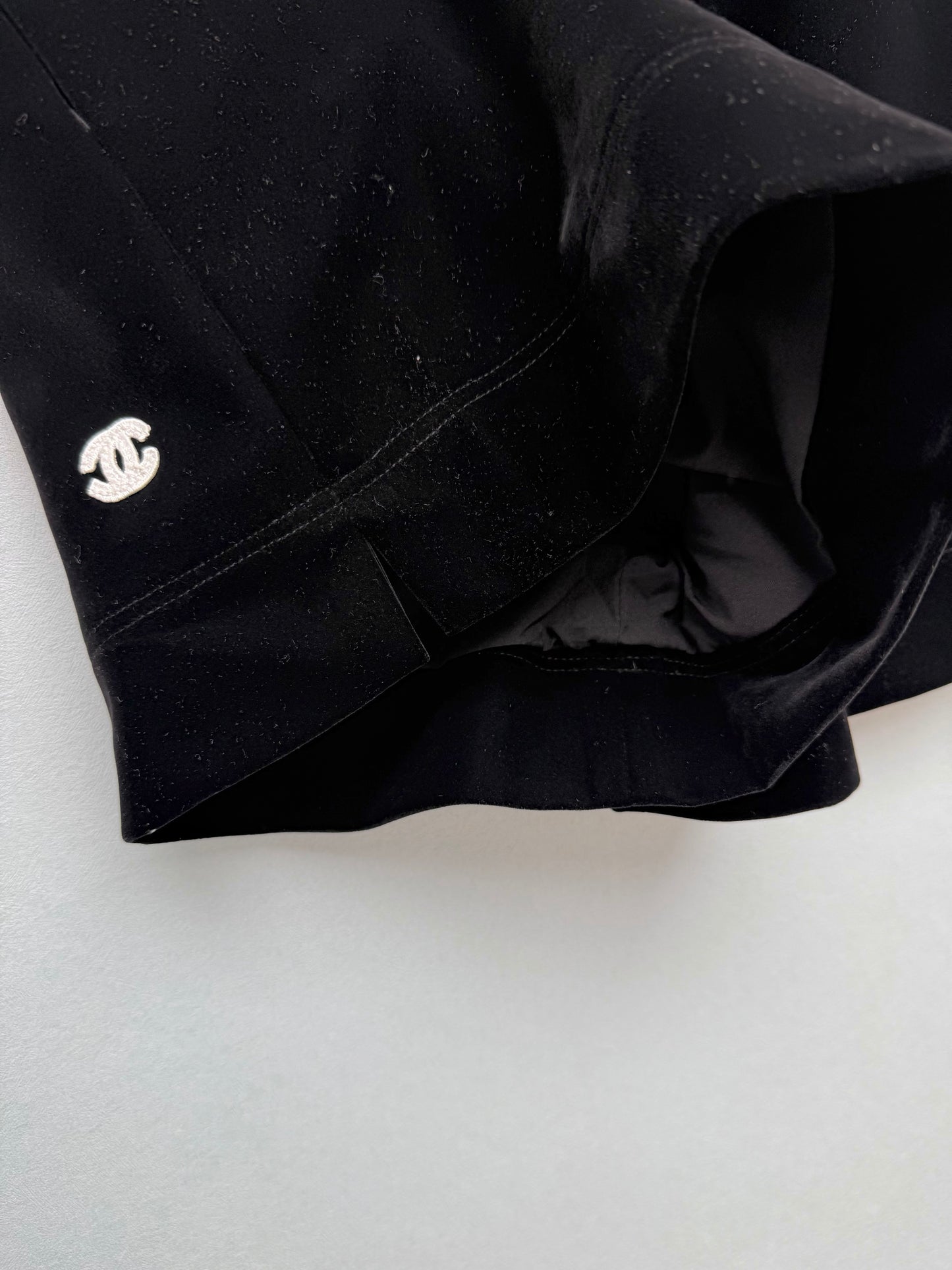 26FW New Black Velvet Elastic Waist Casual Shorts