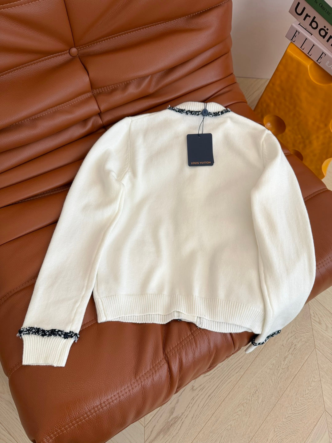 26fw New Style 3D Beaded Logo Decorated Cardigan