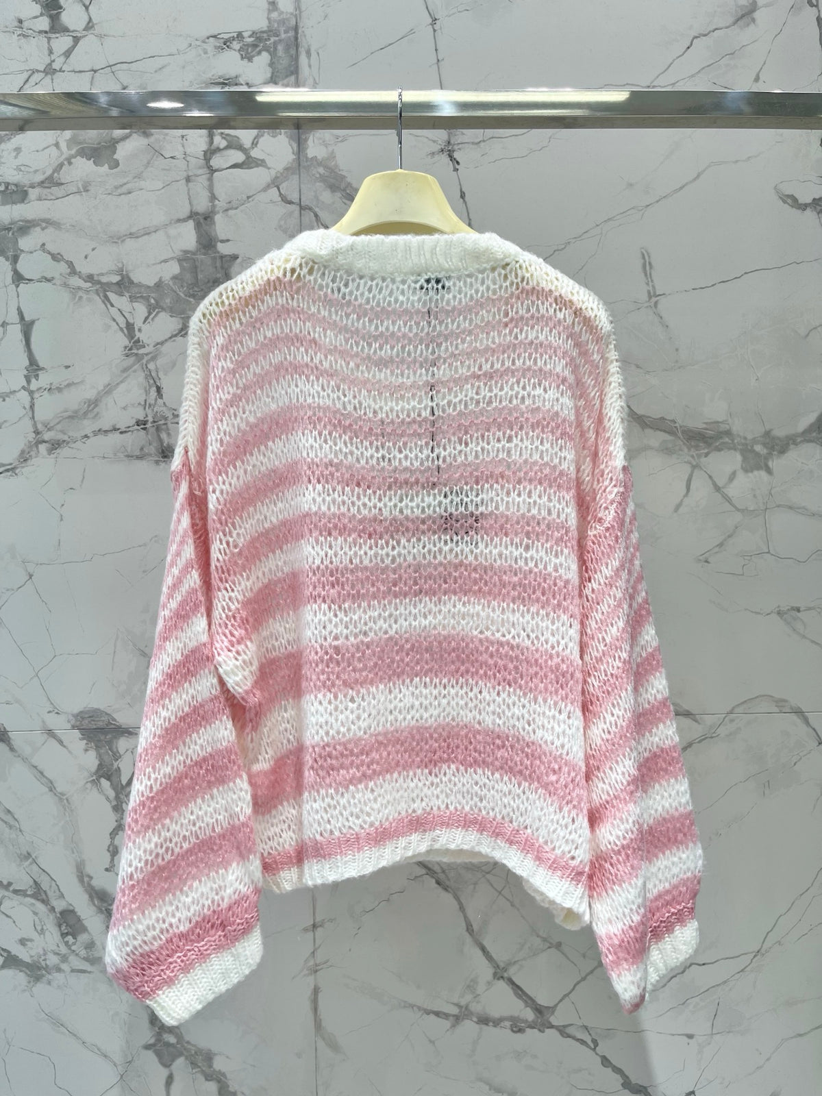 26FW New Loose-fitting Knitted Openwork Sweater