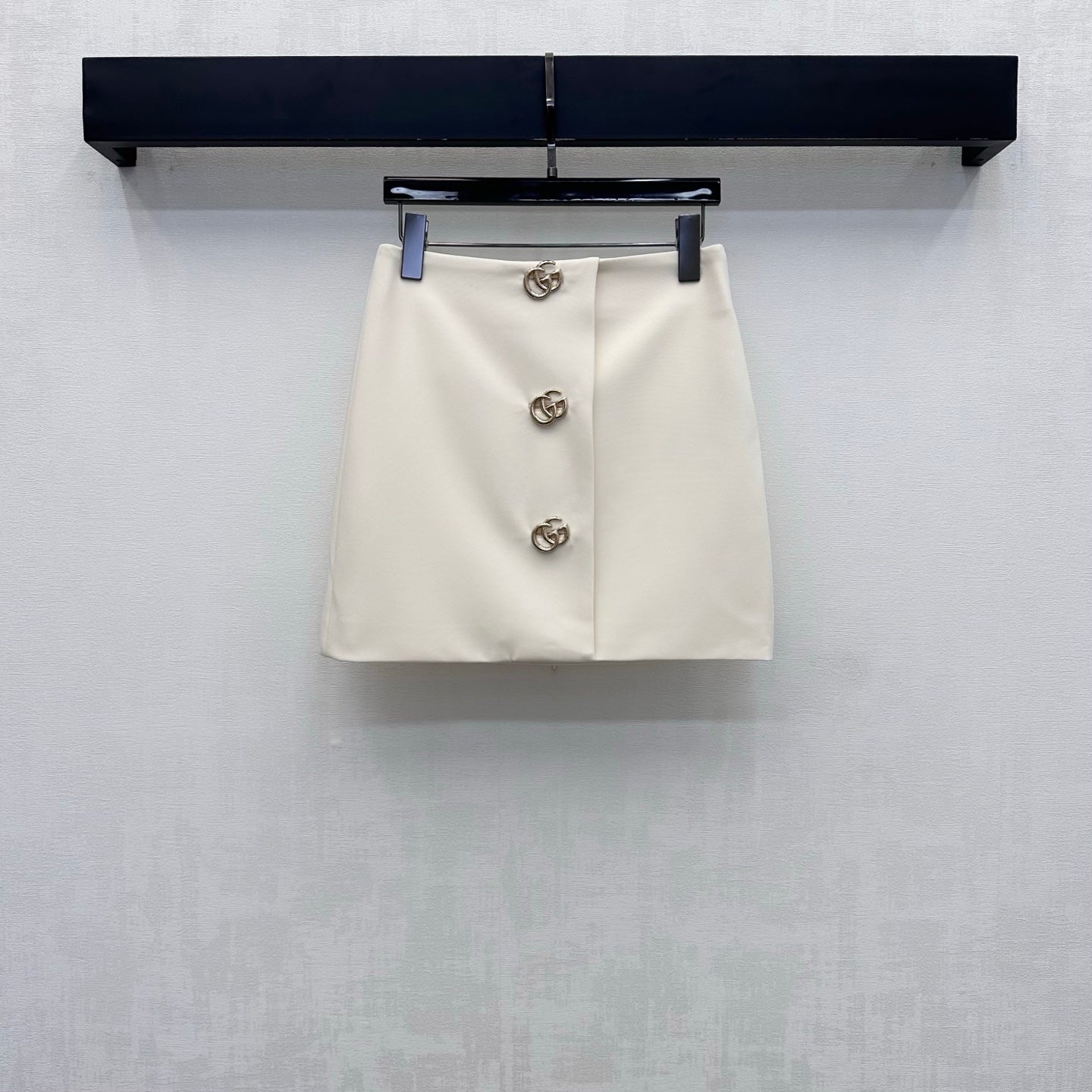 26FW New Metal Buckle Mini Skirt