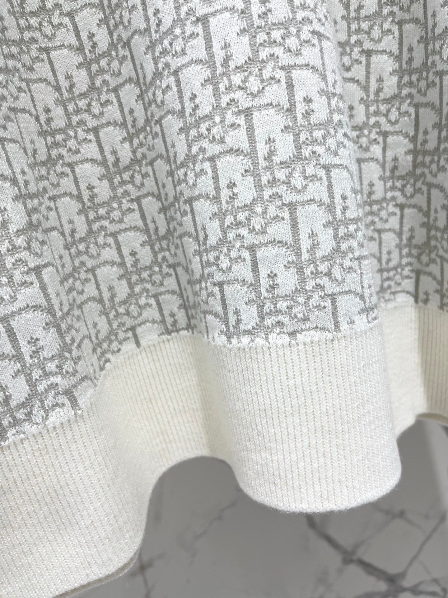 26FW New All-over Monogram Print Knit Sweater