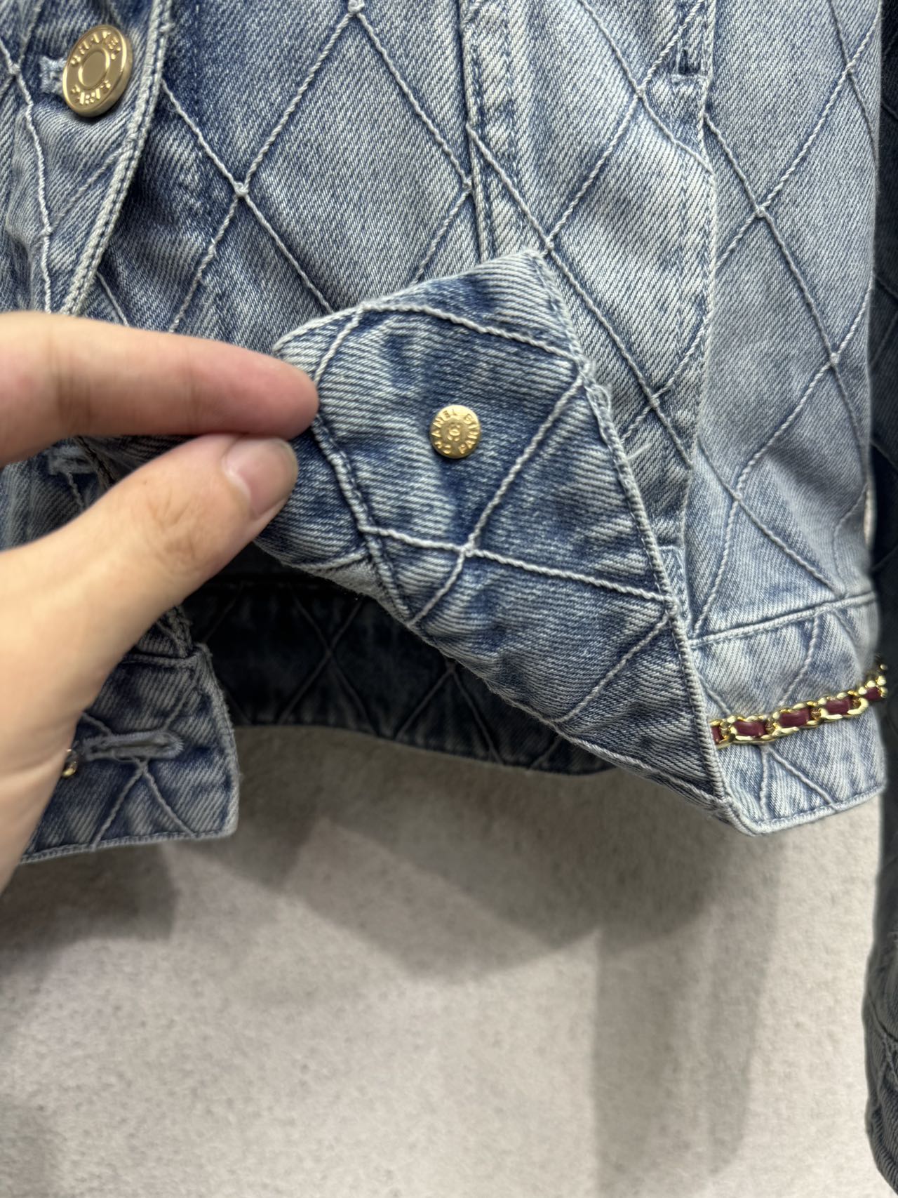 26FW New Arrival Diamond Pattern Jacket