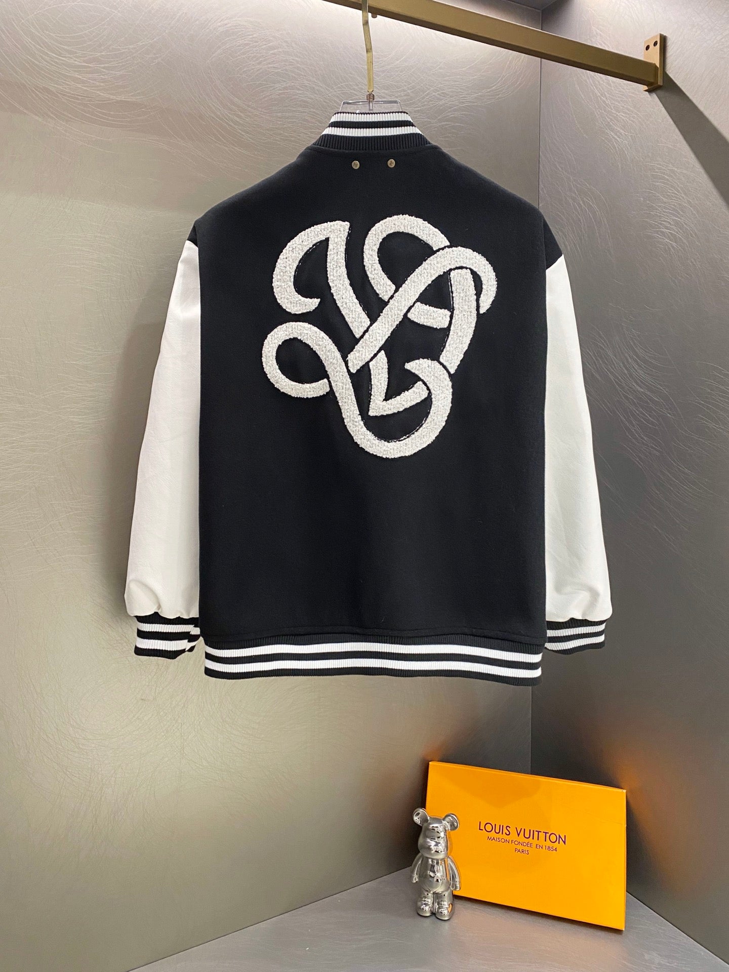 26 New Embroidered Leather-Panel Baseball Jacket