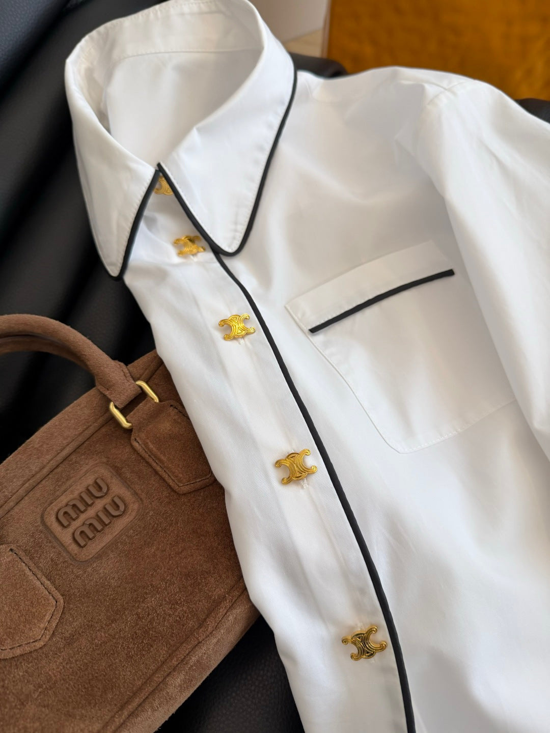 26FW New Shirt with Small Gold Buckle Detail
