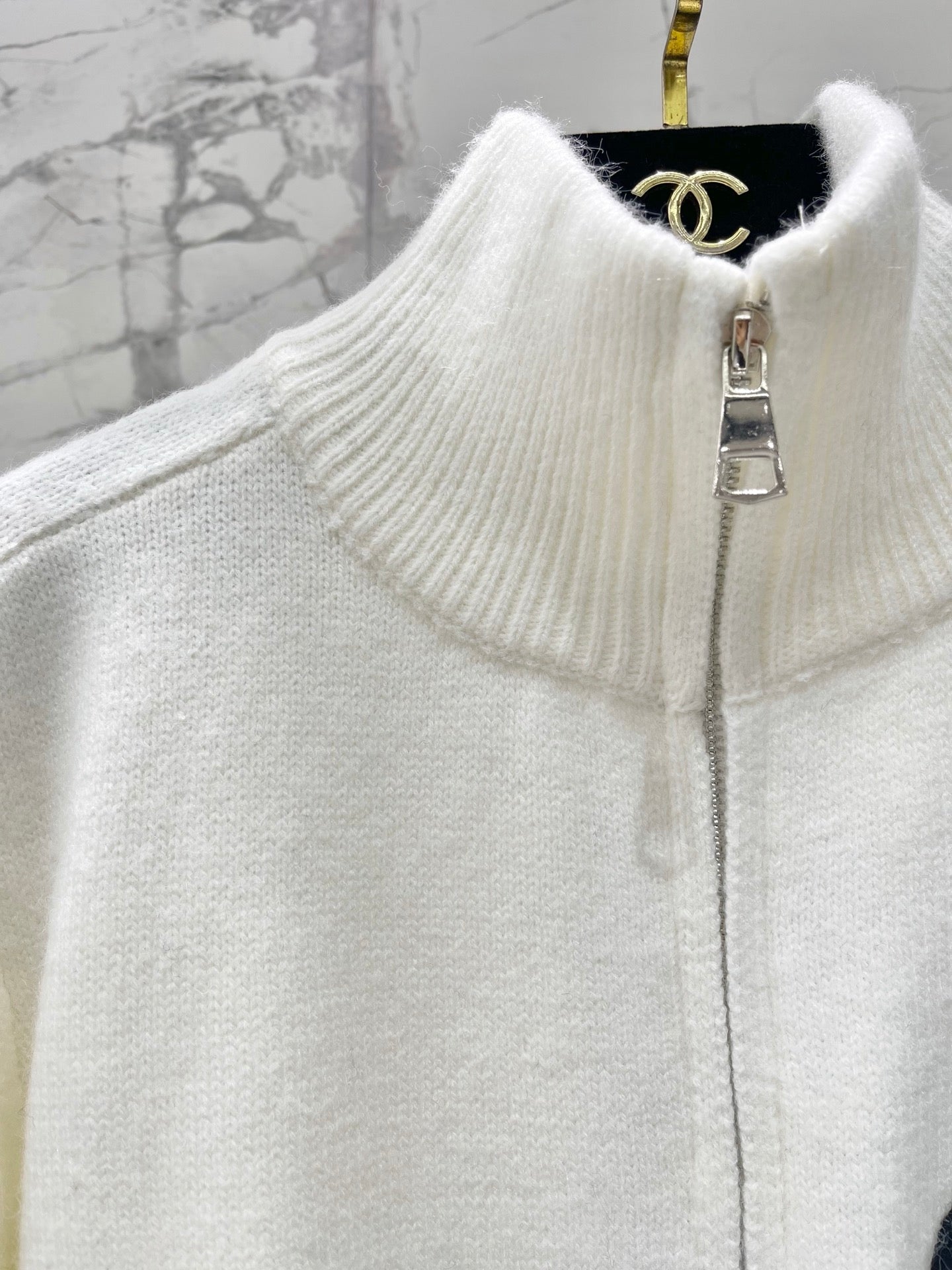 26FW New 3D Floral Cardigan