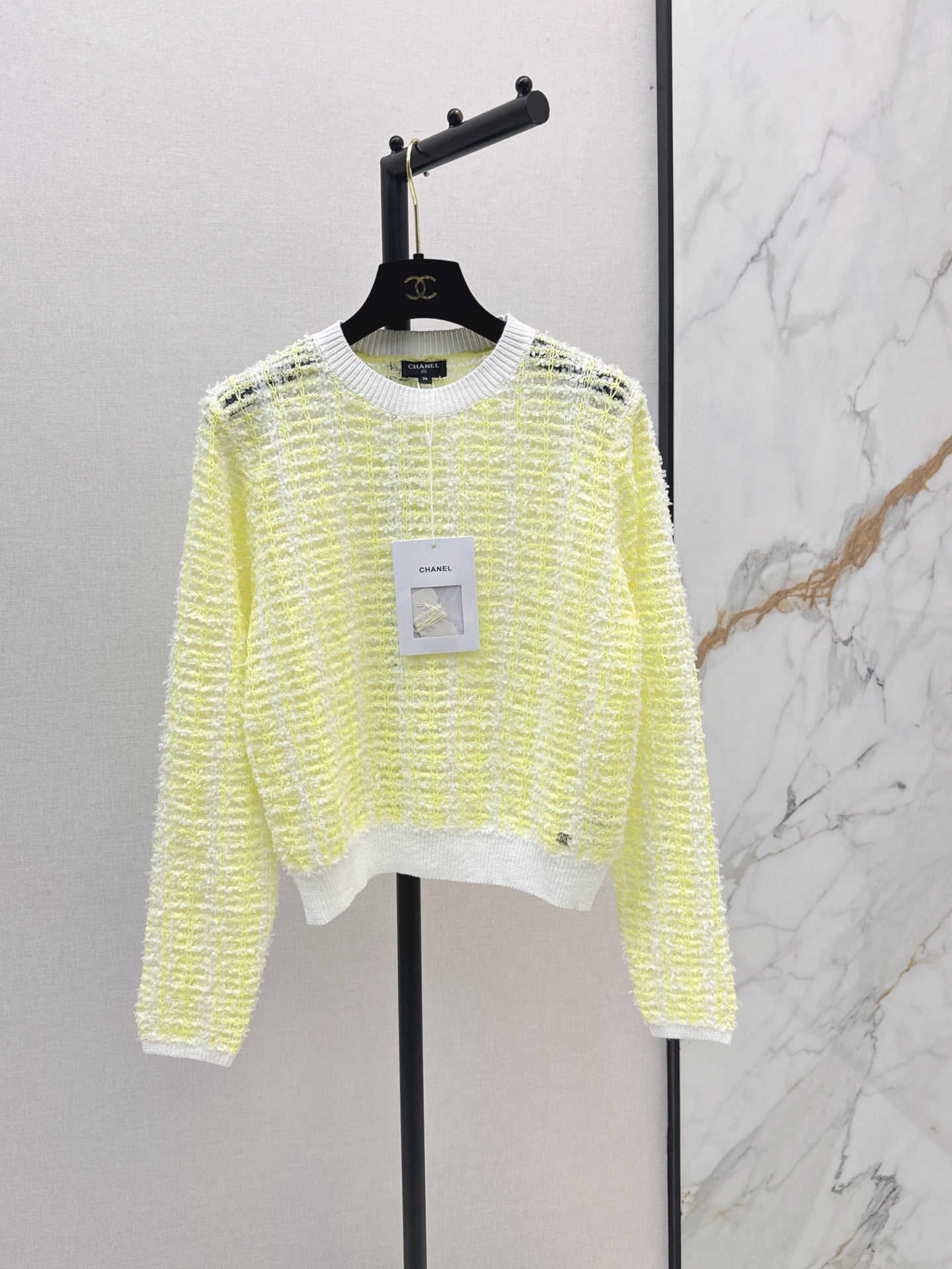 26FW New Cut-out Vertical-Ribbed Top