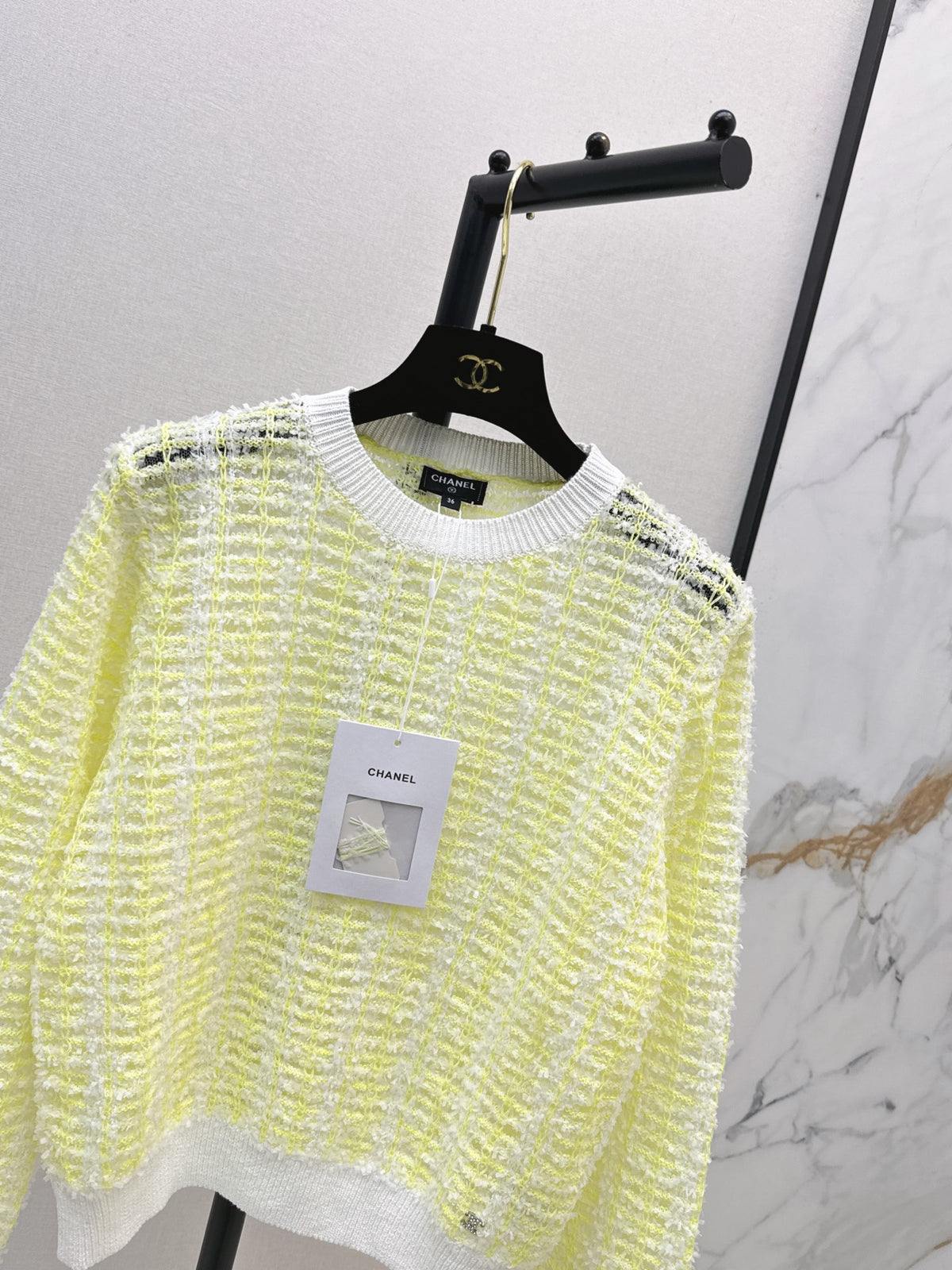 26FW New Cut-out Vertical-Ribbed Top