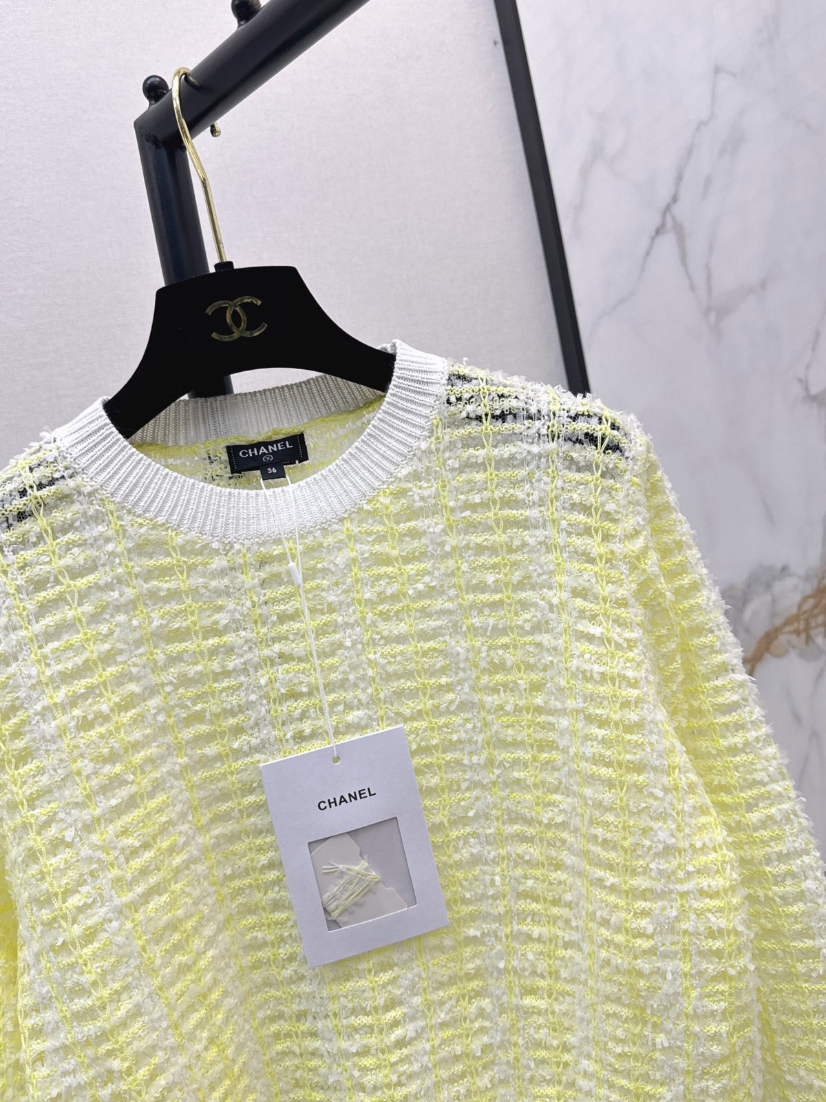 26FW New Cut-out Vertical-Ribbed Top