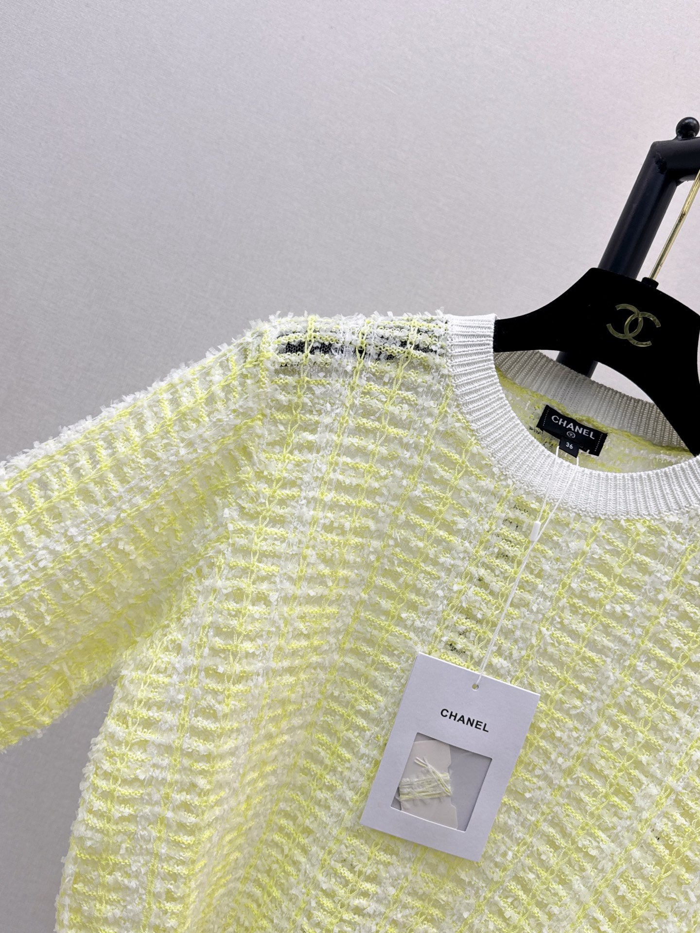 26FW New Cut-out Vertical-Ribbed Top