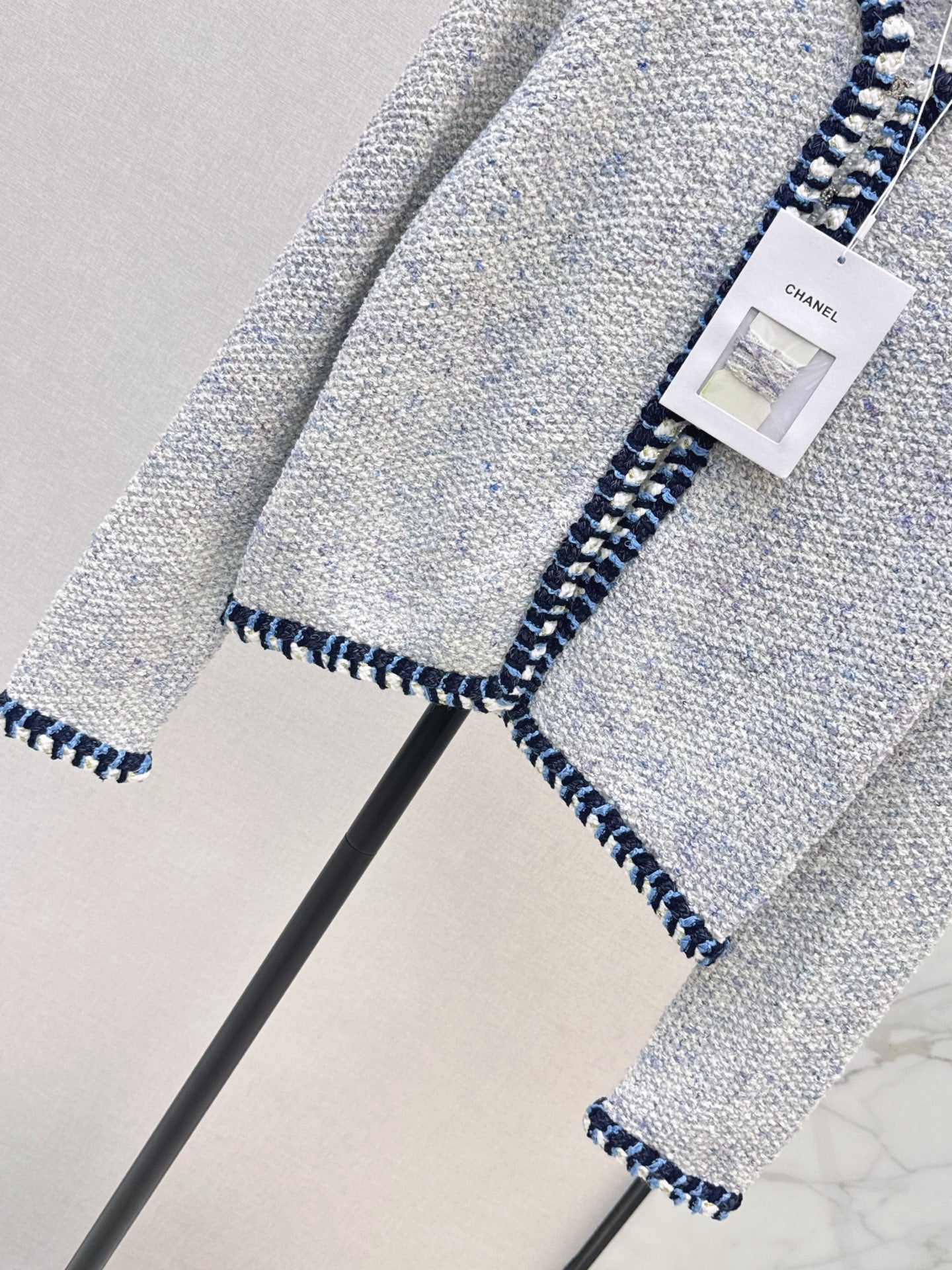 26FW New Blue and White Knit Cardigan