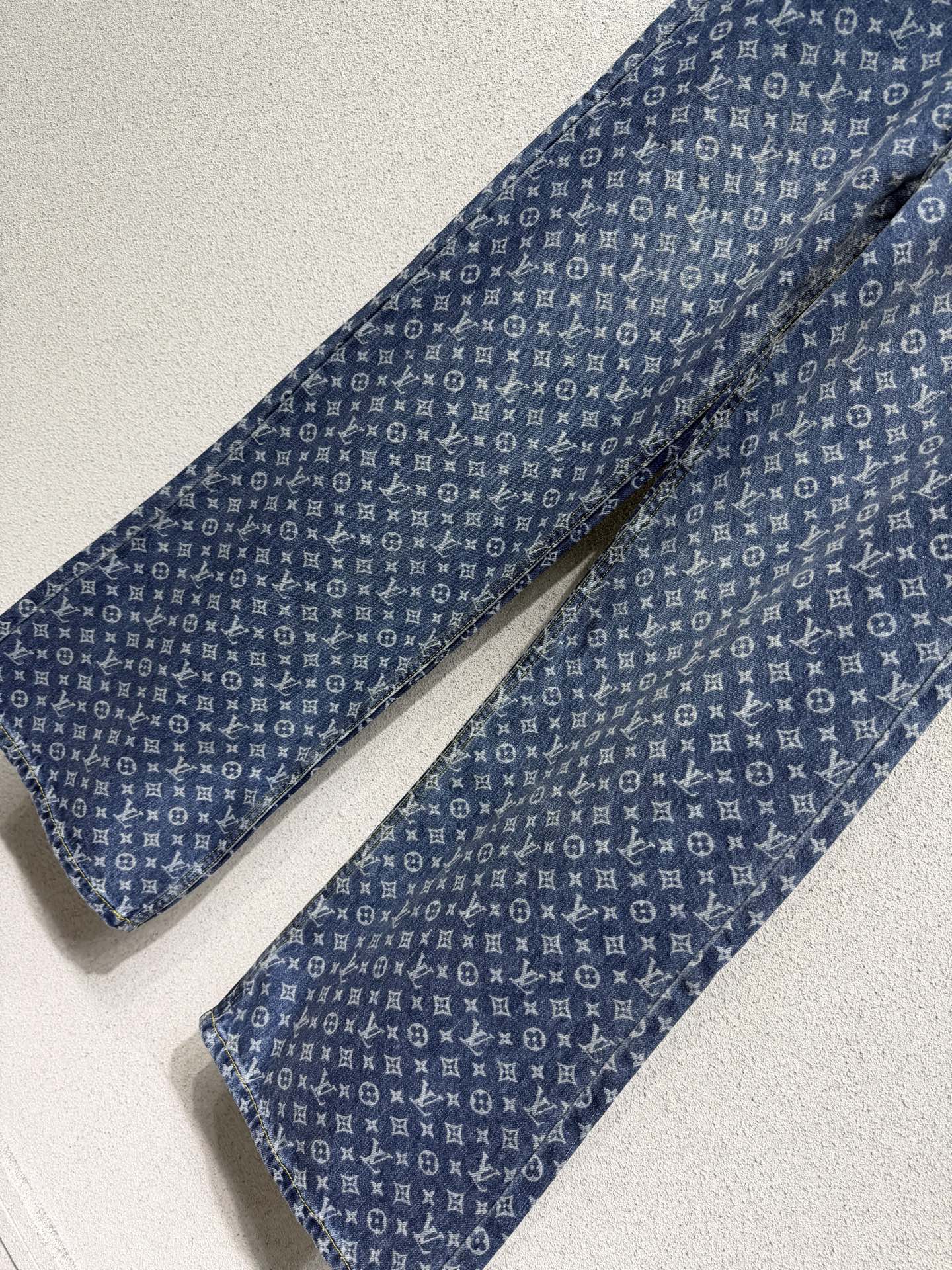 26FW New All-Over Monogram Print Denim Jeans