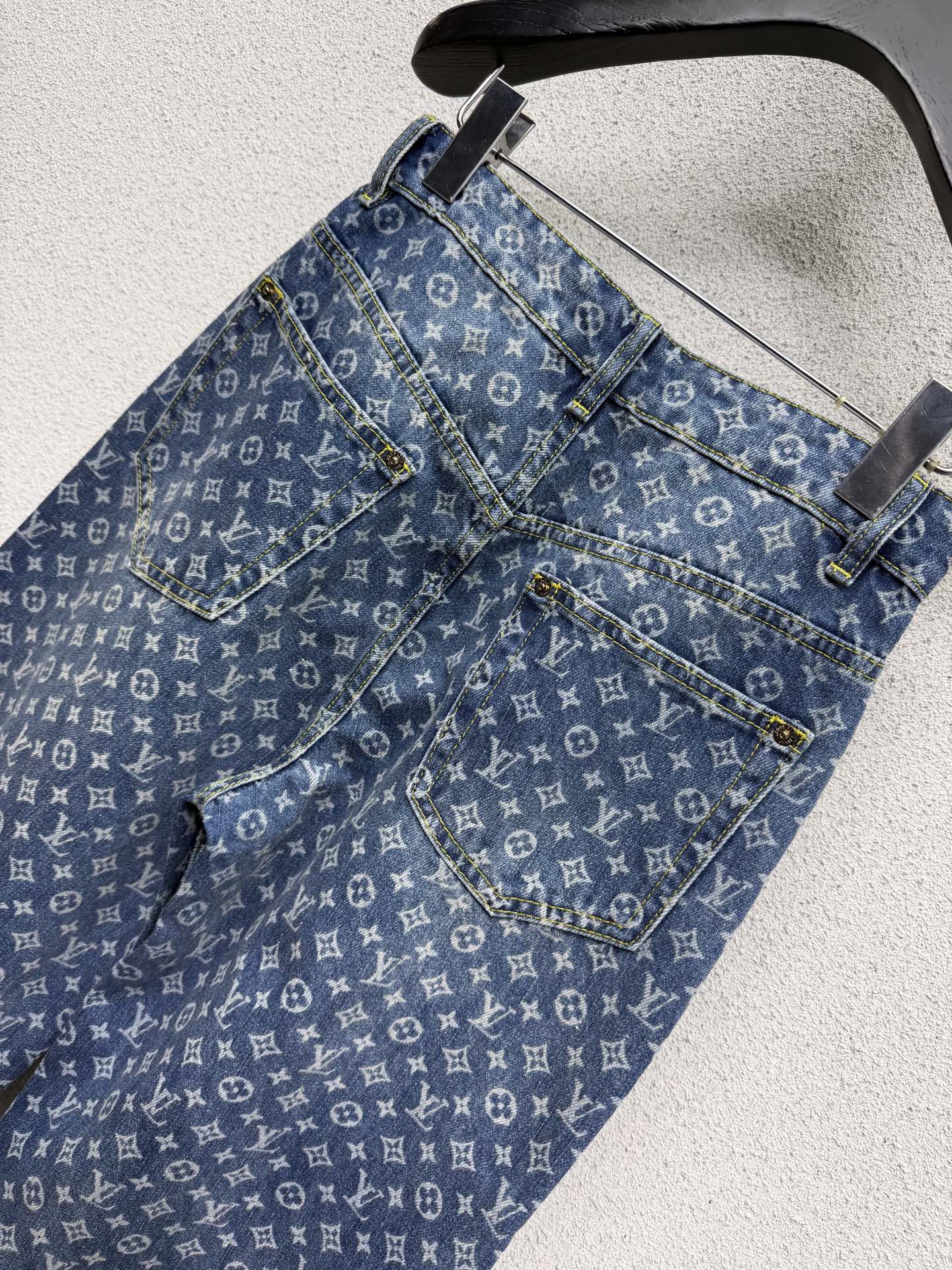 26FW New All-Over Monogram Print Denim Jeans