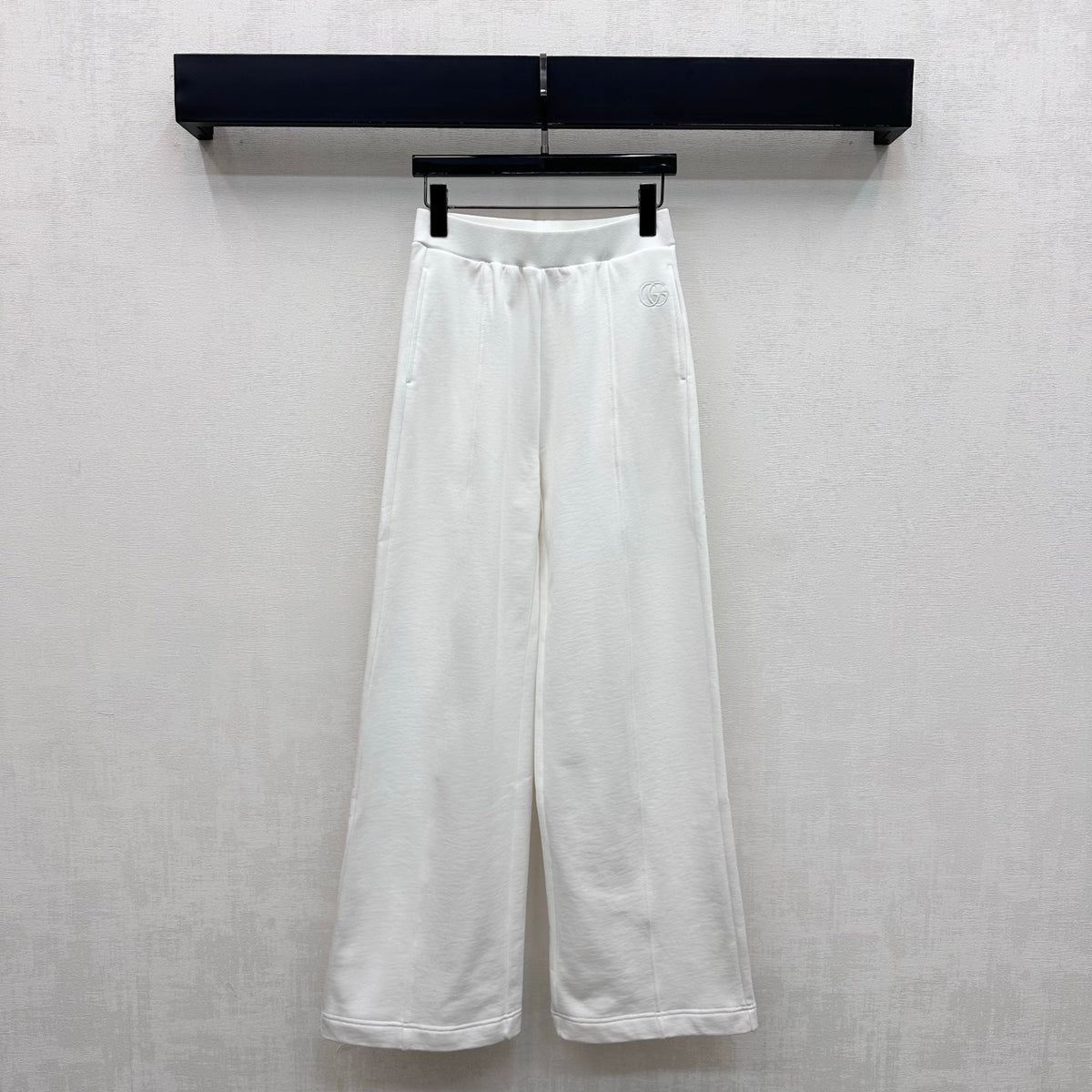 26FW New Embroidered Logo Wide-Leg Trousers