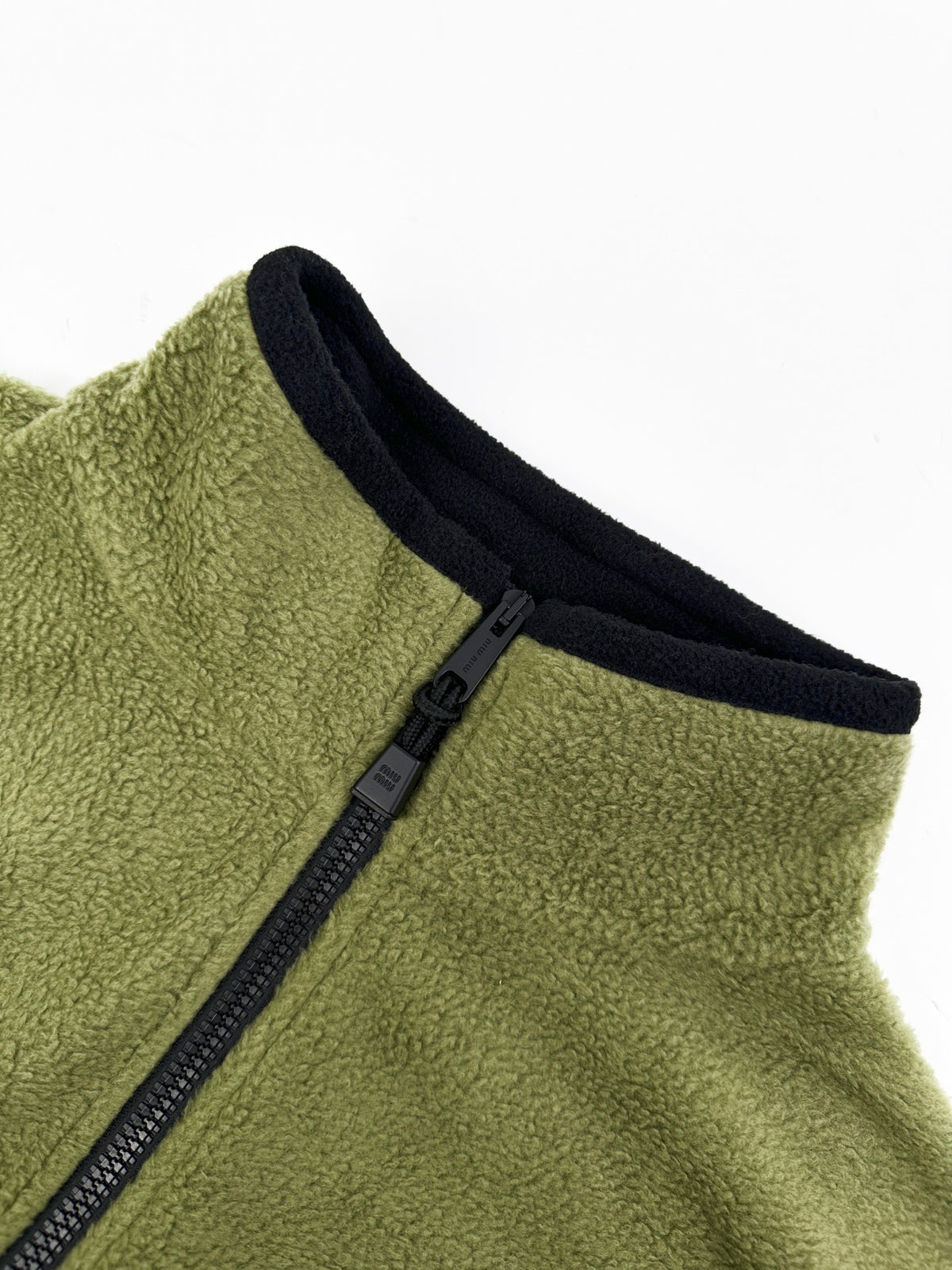 26FW New Logo-Embroidered Zip-Up Jacket