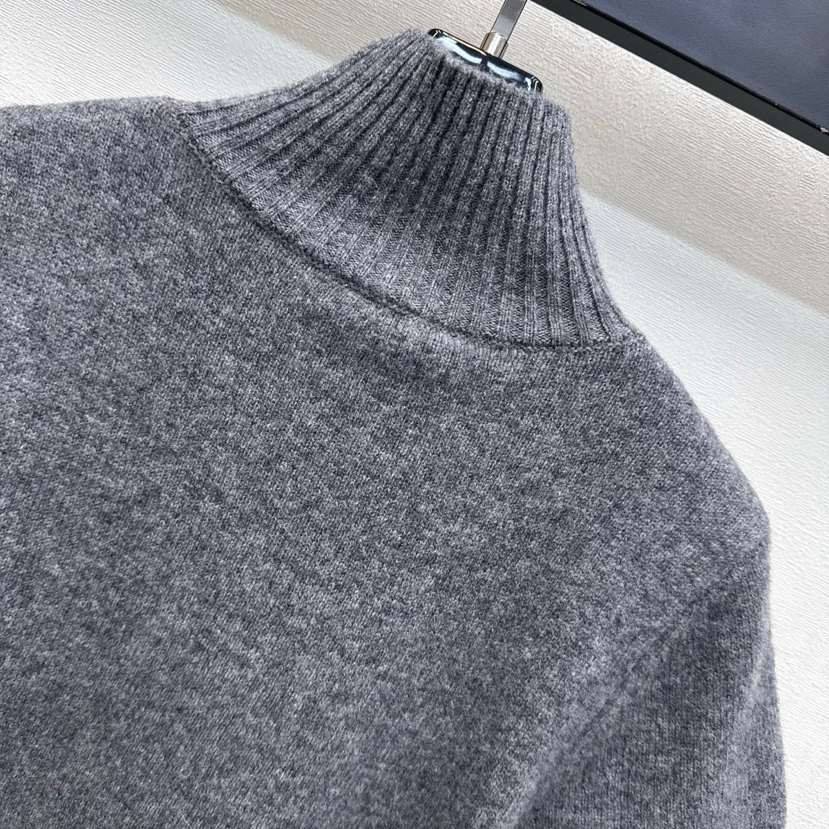 26FW New Dark Grey Turtleneck Knit T-Shirt