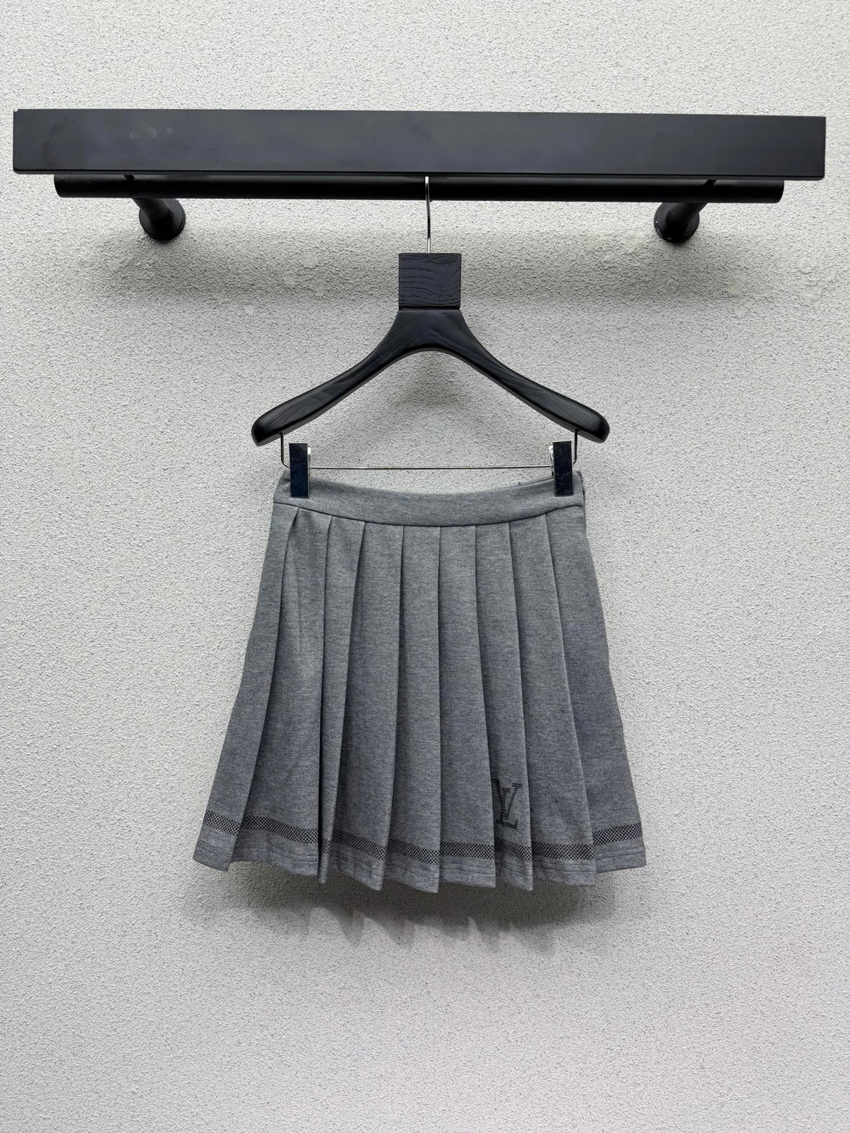 New 26FW Top & Pleated Skirt Set