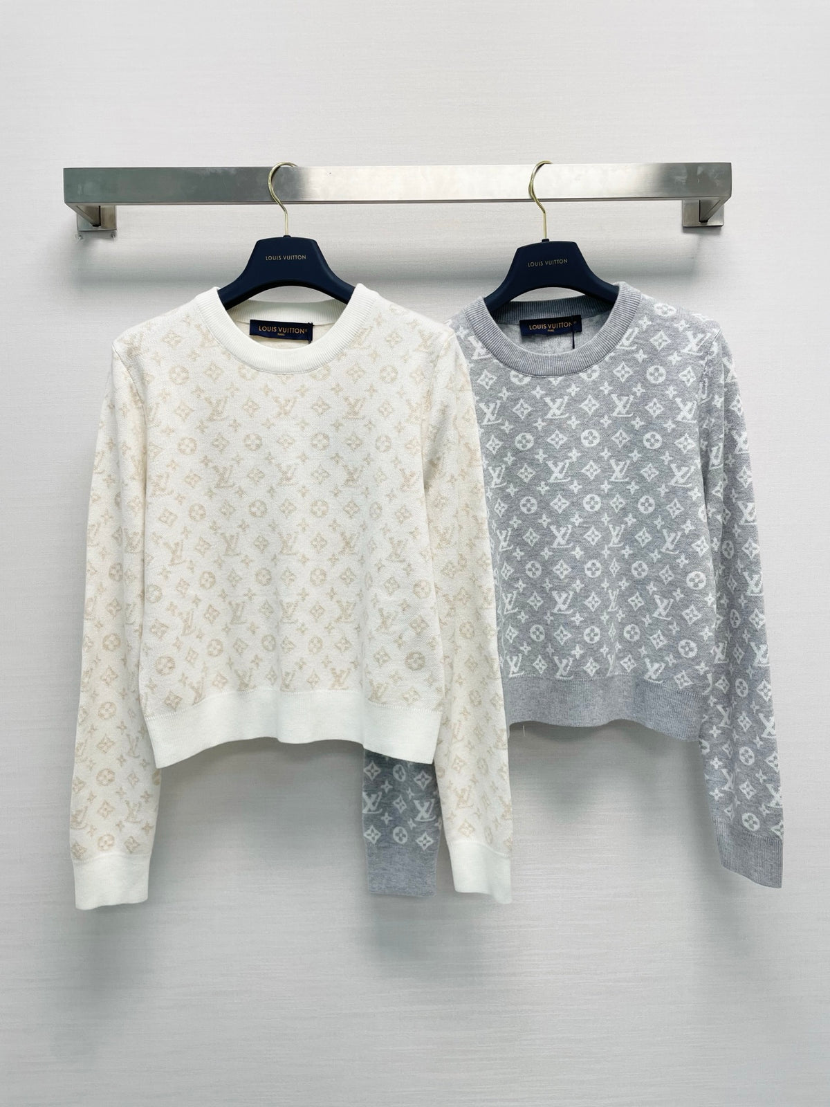 26FW New Color-Block Monogram Knit Long-Sleeve Top